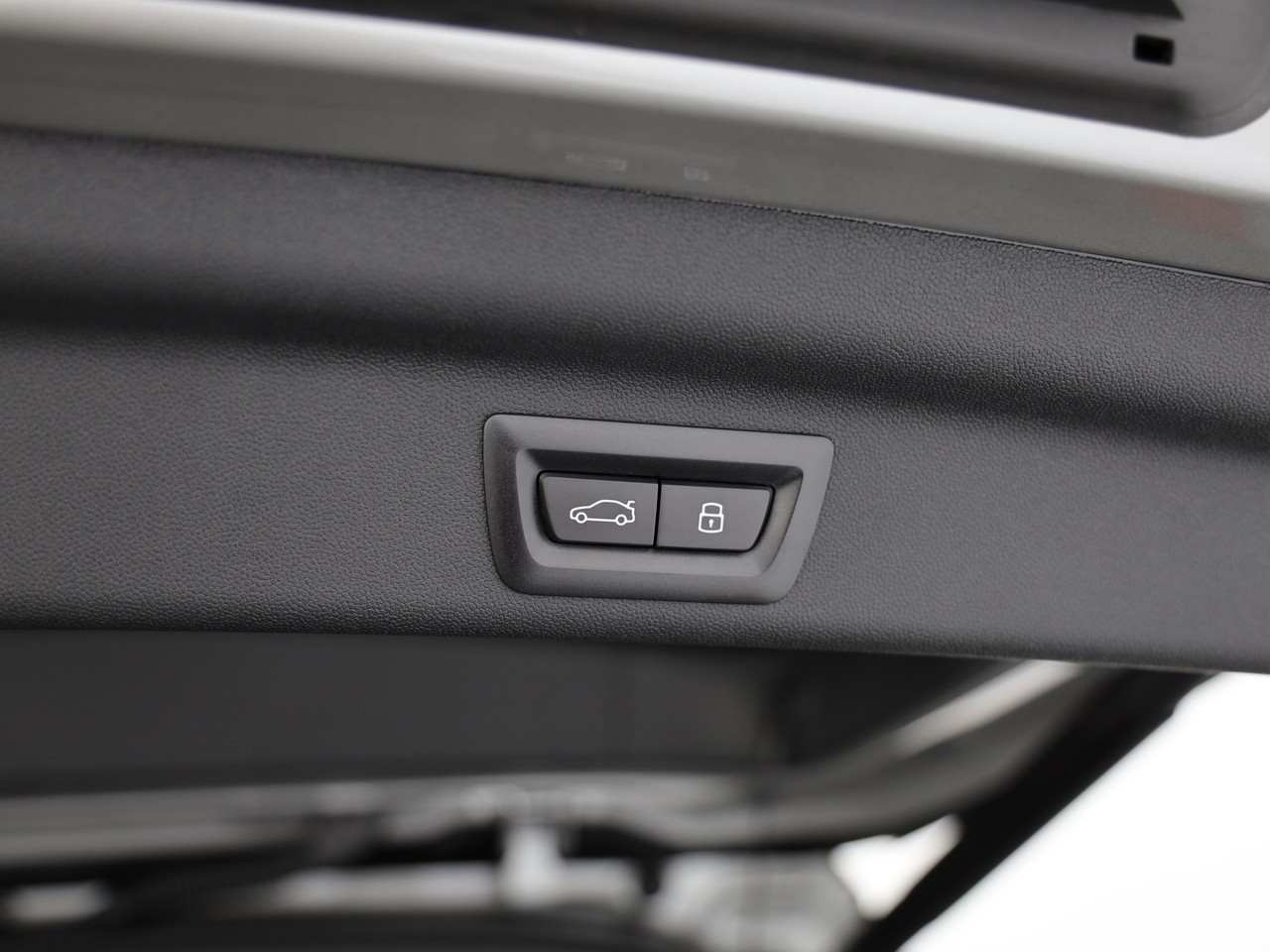 MINI Countryman E-image-9