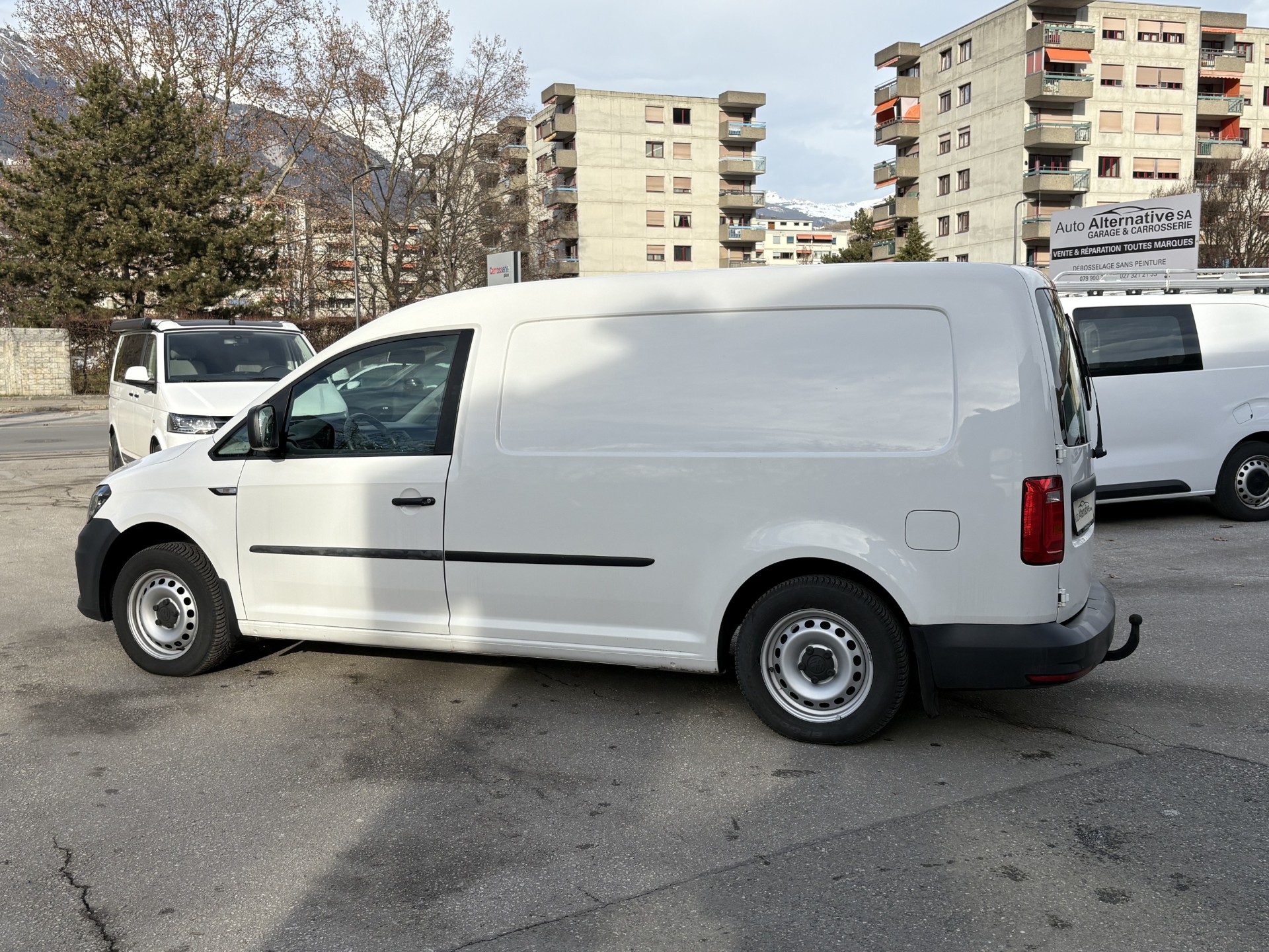 VW Caddy Maxi 2.0TDI BlueMotion Technology DSG-image-7