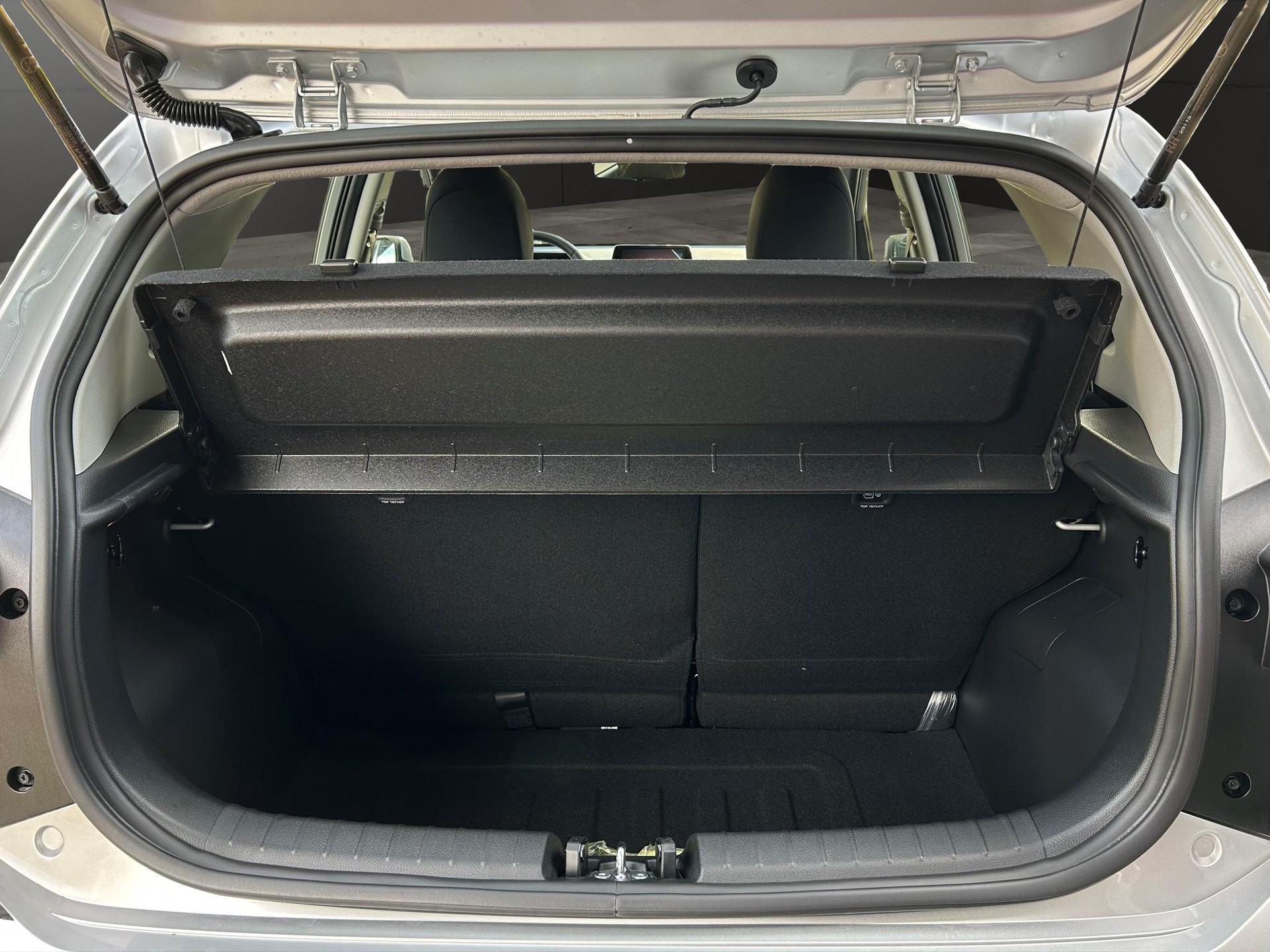 KIA Picanto 1.0 GDi First Edition-image-10