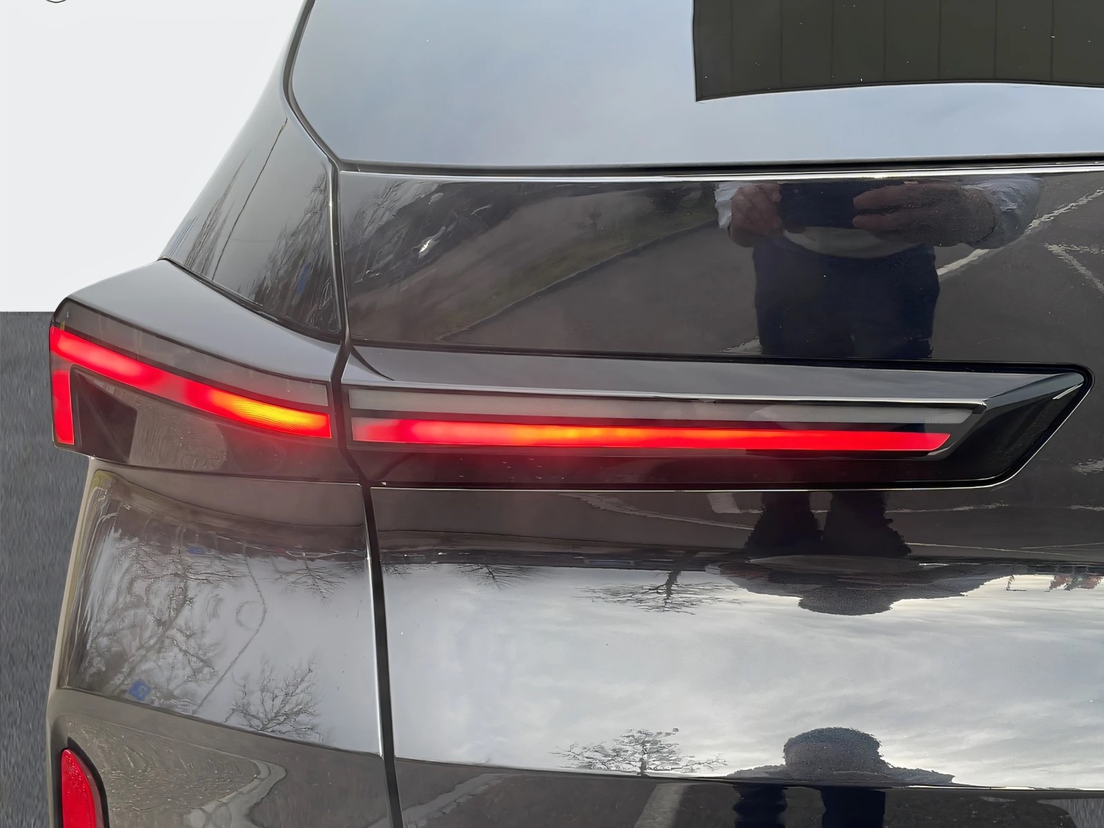 BMW XM xDrive 50e PHEV-image-18