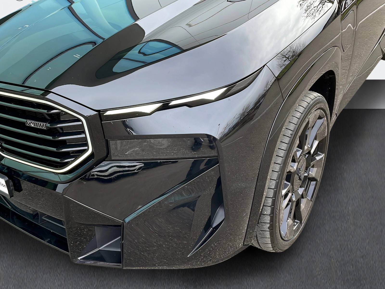 BMW XM xDrive 50e PHEV-image-19