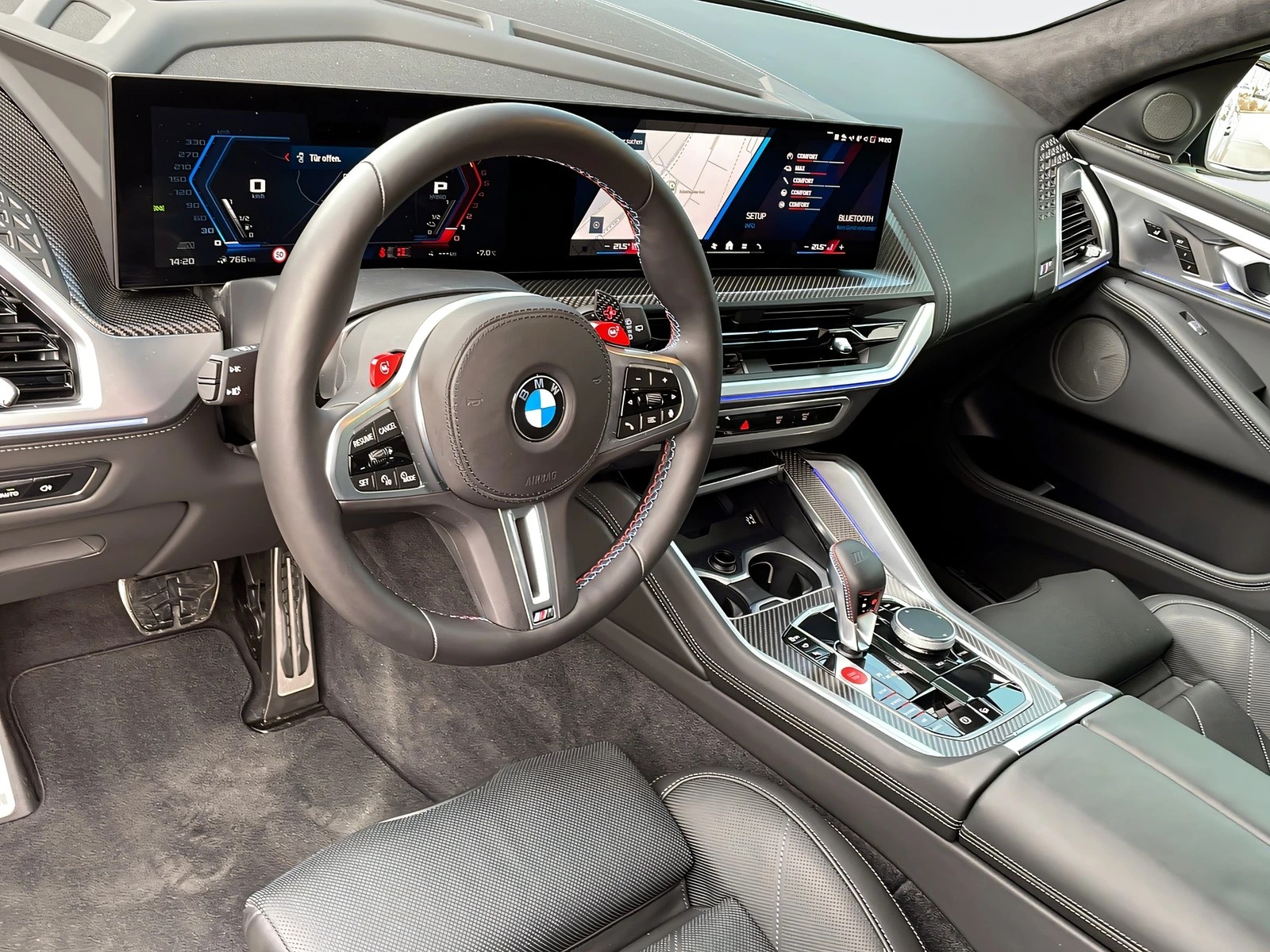BMW XM xDrive 50e PHEV-image-15