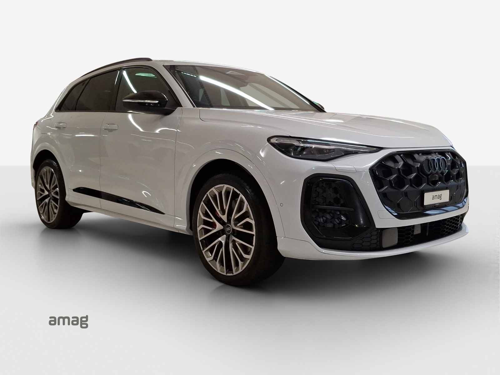 AUDI SQ5 TFSI quattro S-tronic-image-5