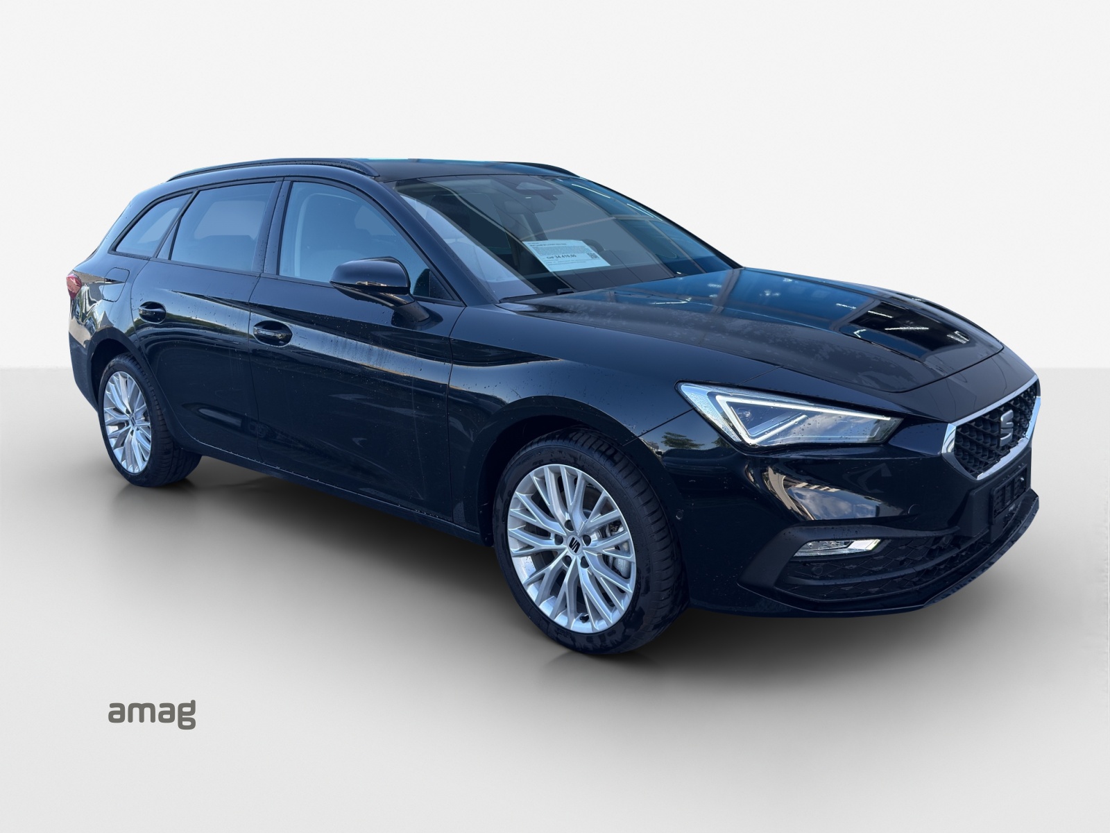 SEAT Leon ST 1.5 eHybrid pHEV DSG Business Edition-image-5