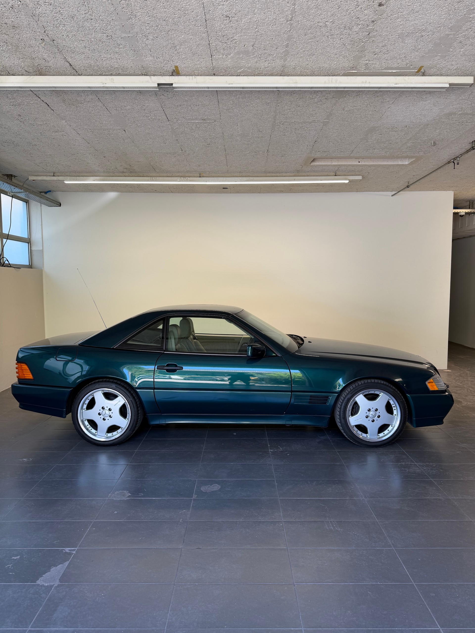 MERCEDES-BENZ SL 500 Automatic-image-2