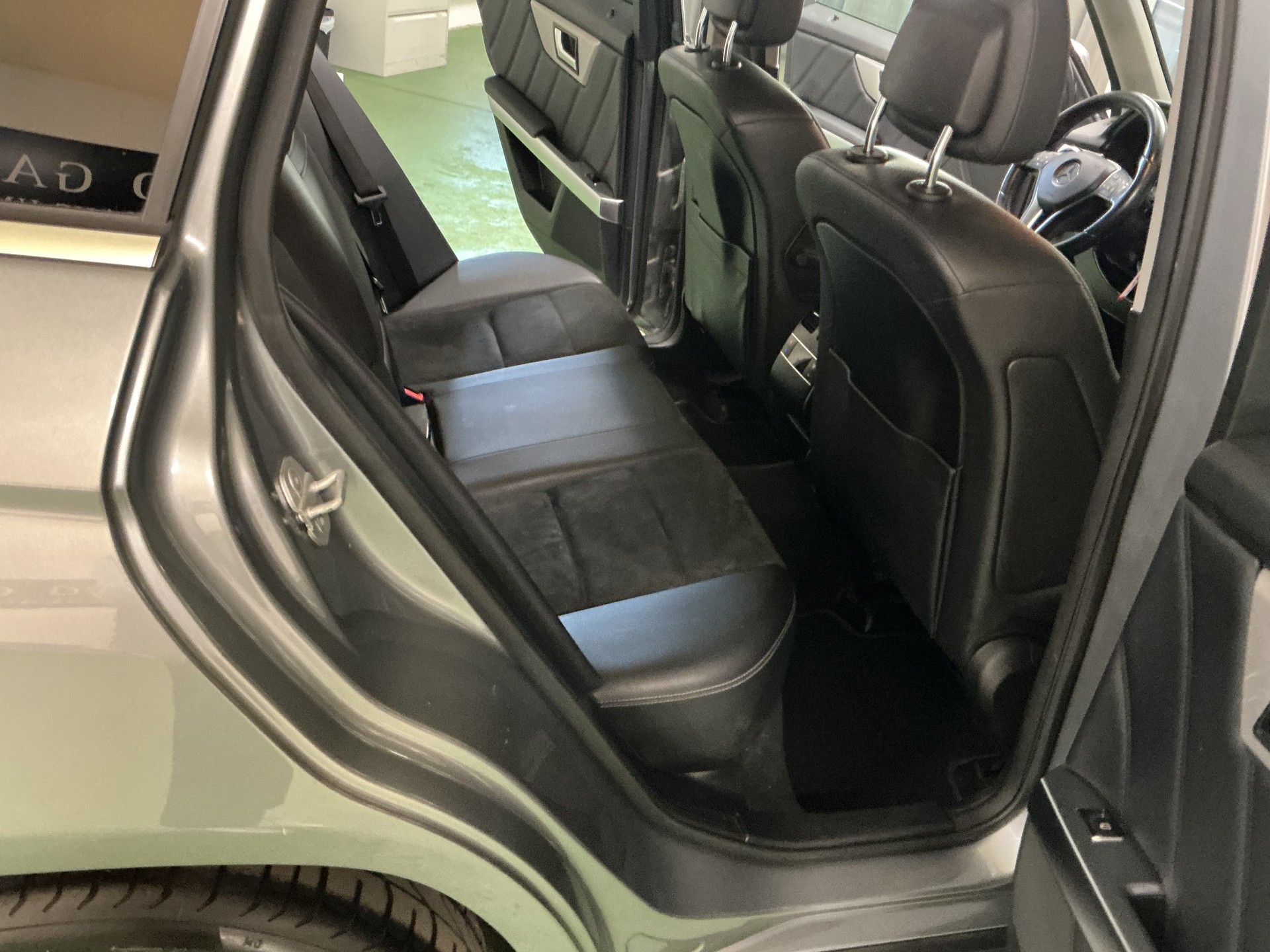 MERCEDES-BENZ GLK 220 BlueTEC 4Matic 7G-Tronic-image-11