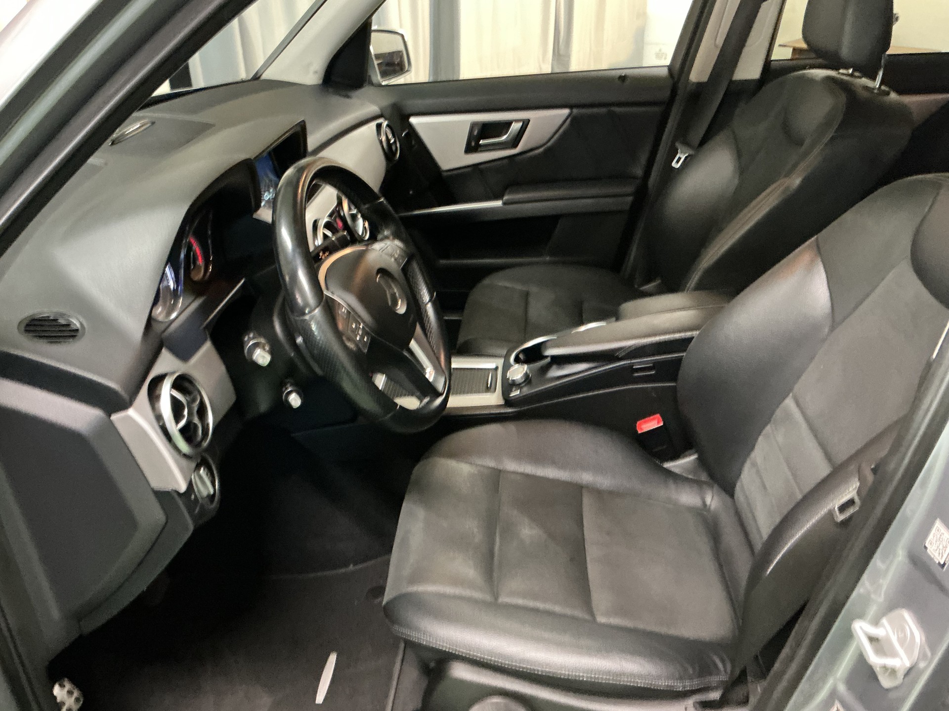 MERCEDES-BENZ GLK 220 BlueTEC 4Matic 7G-Tronic-image-8