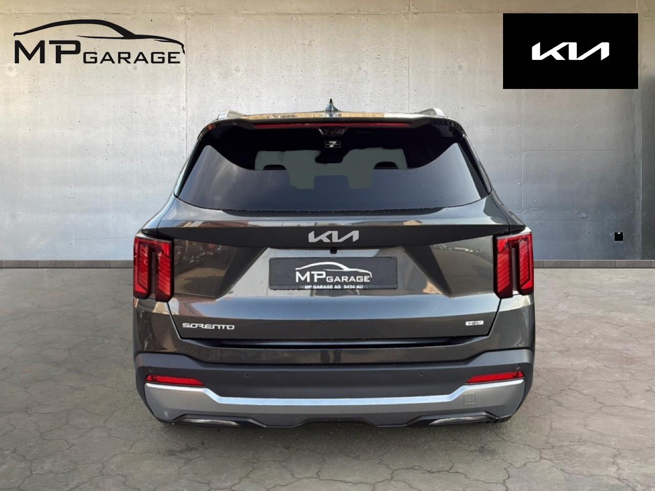 KIA Sorento 1.6 T-GDi Hybrid Style 7P-image-4