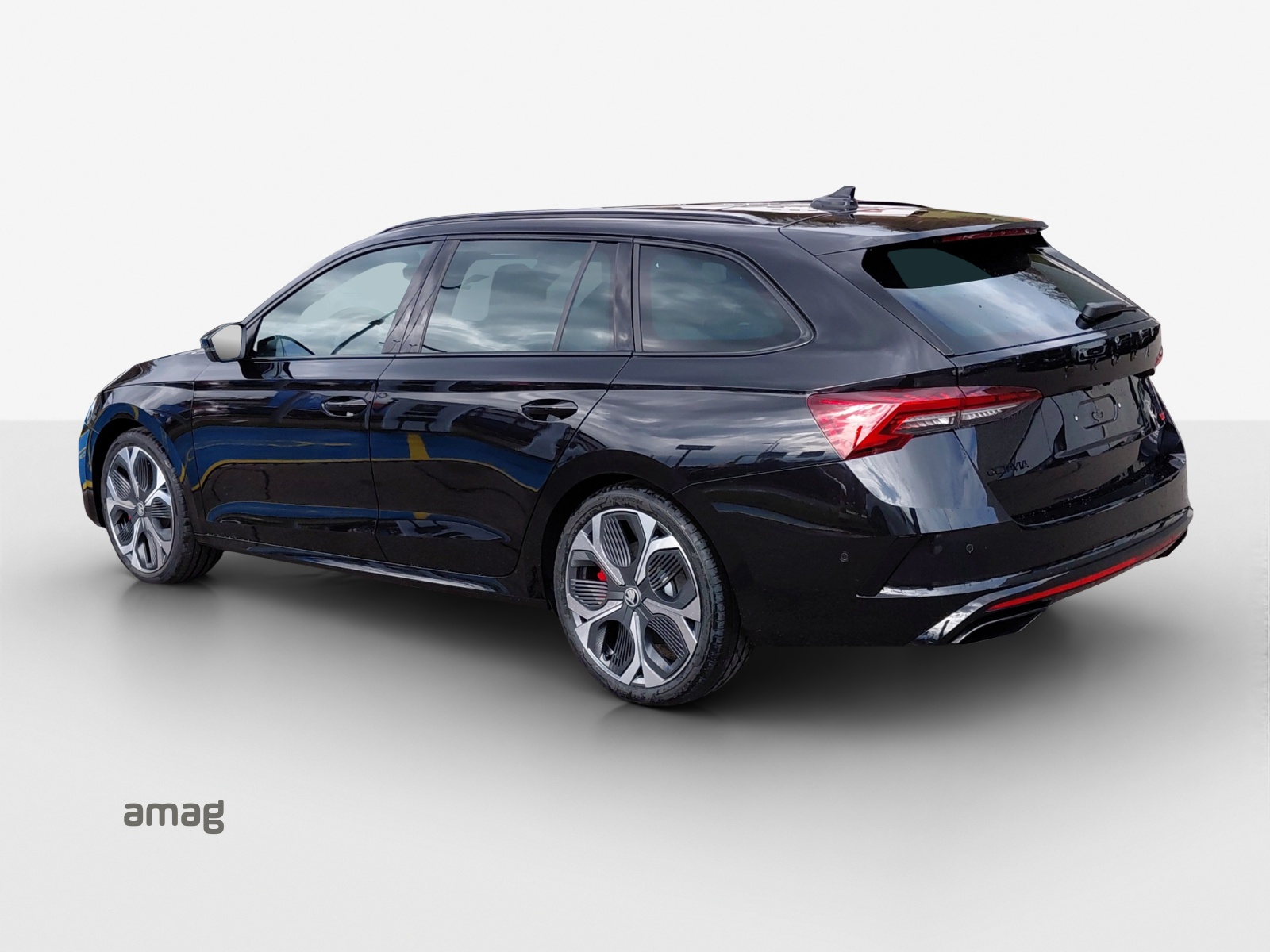 SKODA Octavia Combi 2.0 TSI DSG RS-image-2