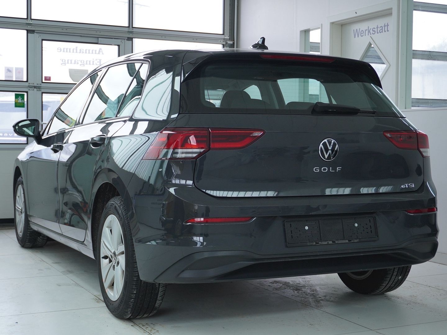 VW Golf 1.0 eTSI mHEV ACTLife DSG-image-1