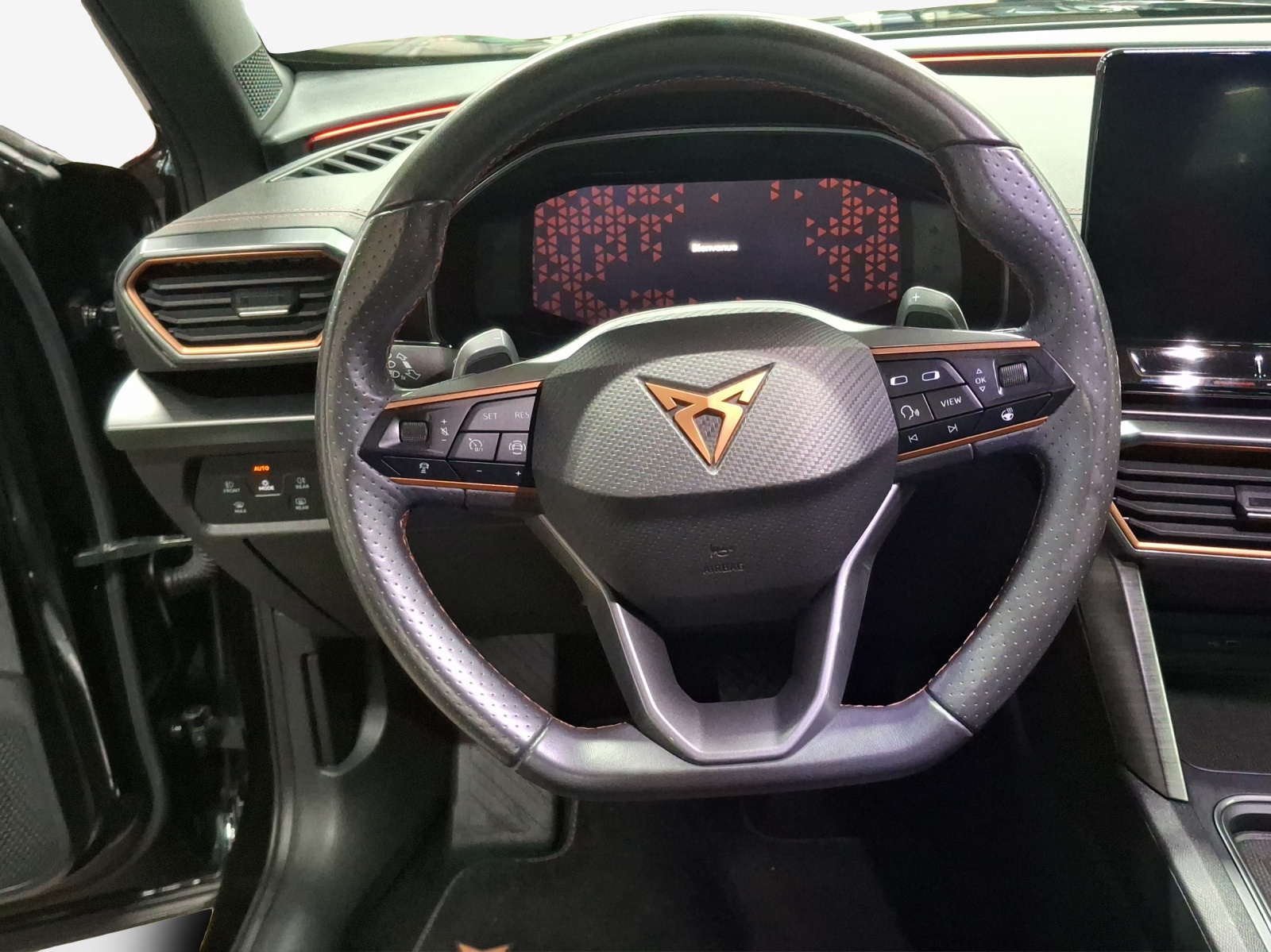 CUPRA Formentor 1.4 e-HYBRID pHEV Allalin DSG-image-10