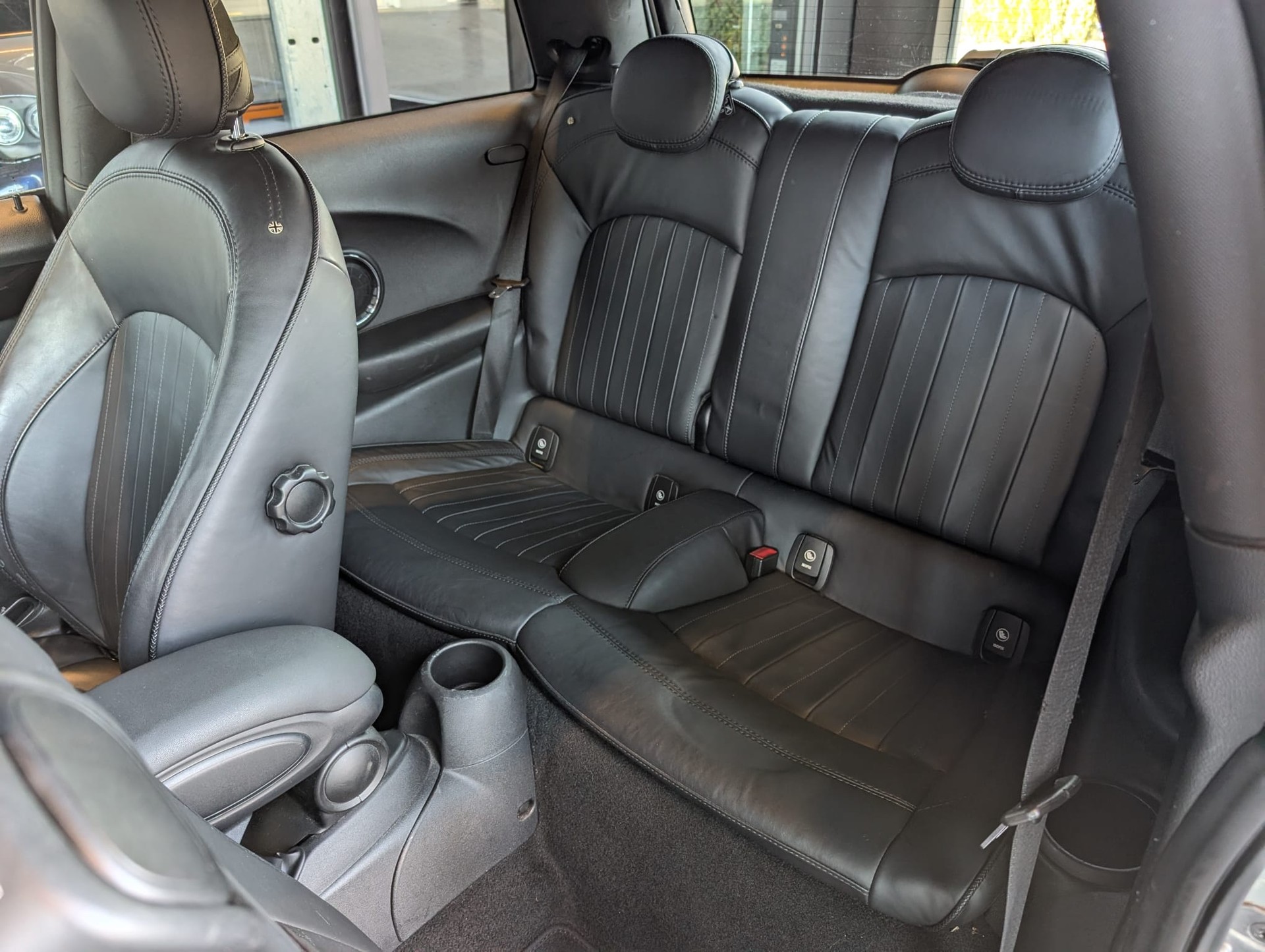 MINI Cooper S-image-12