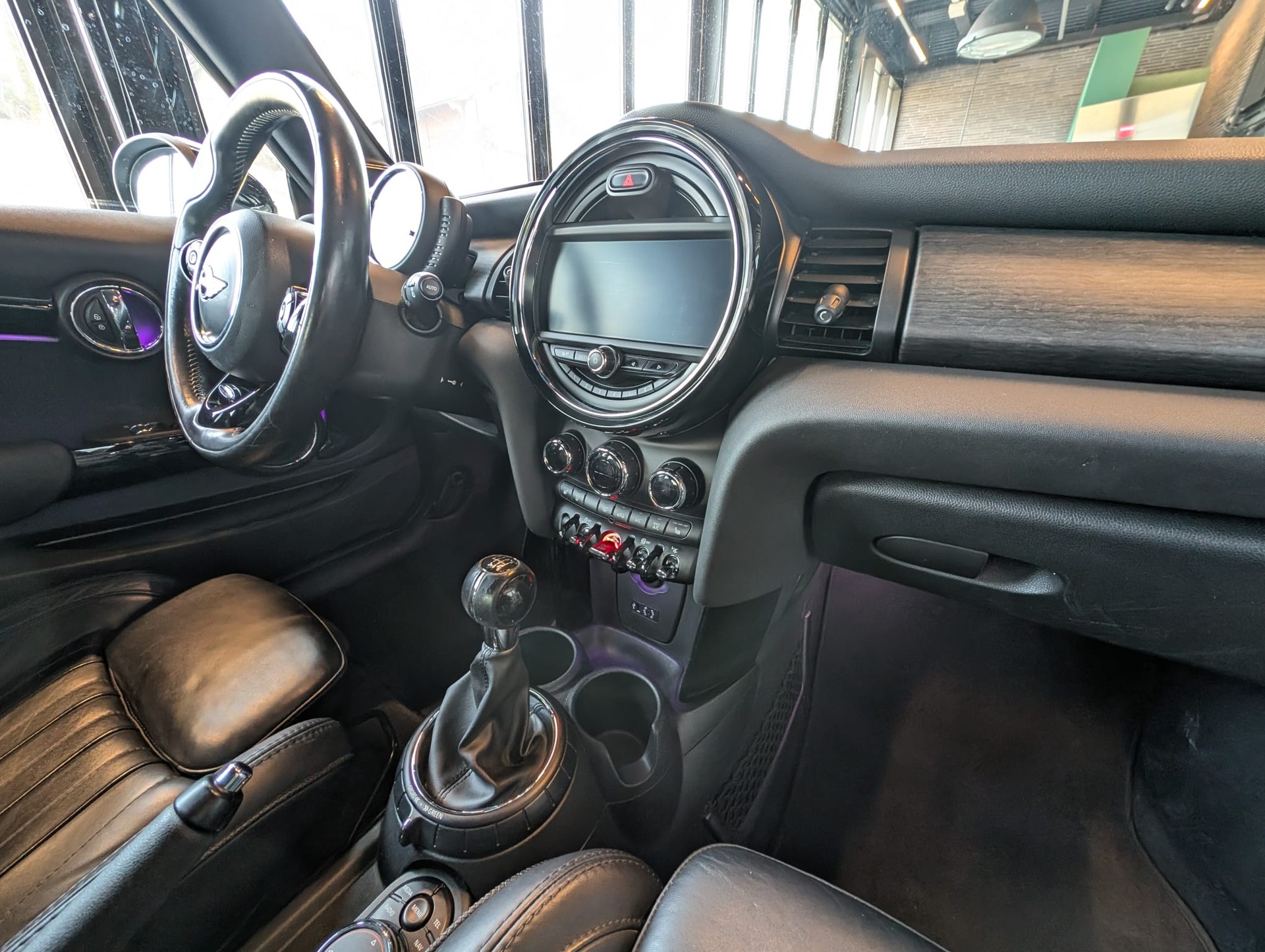 MINI Cooper S-image-8