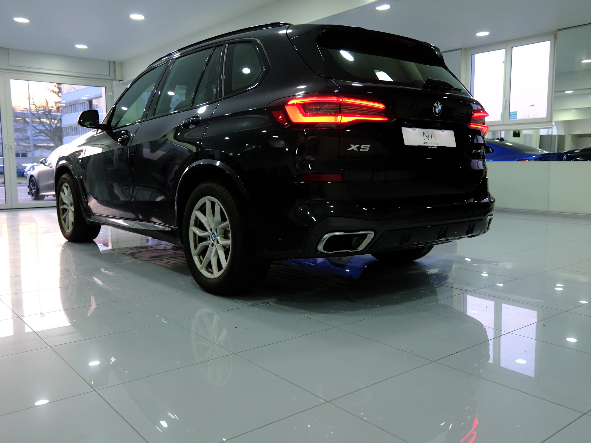 BMW X5 xDrive45e M Sport Steptronic-image-4