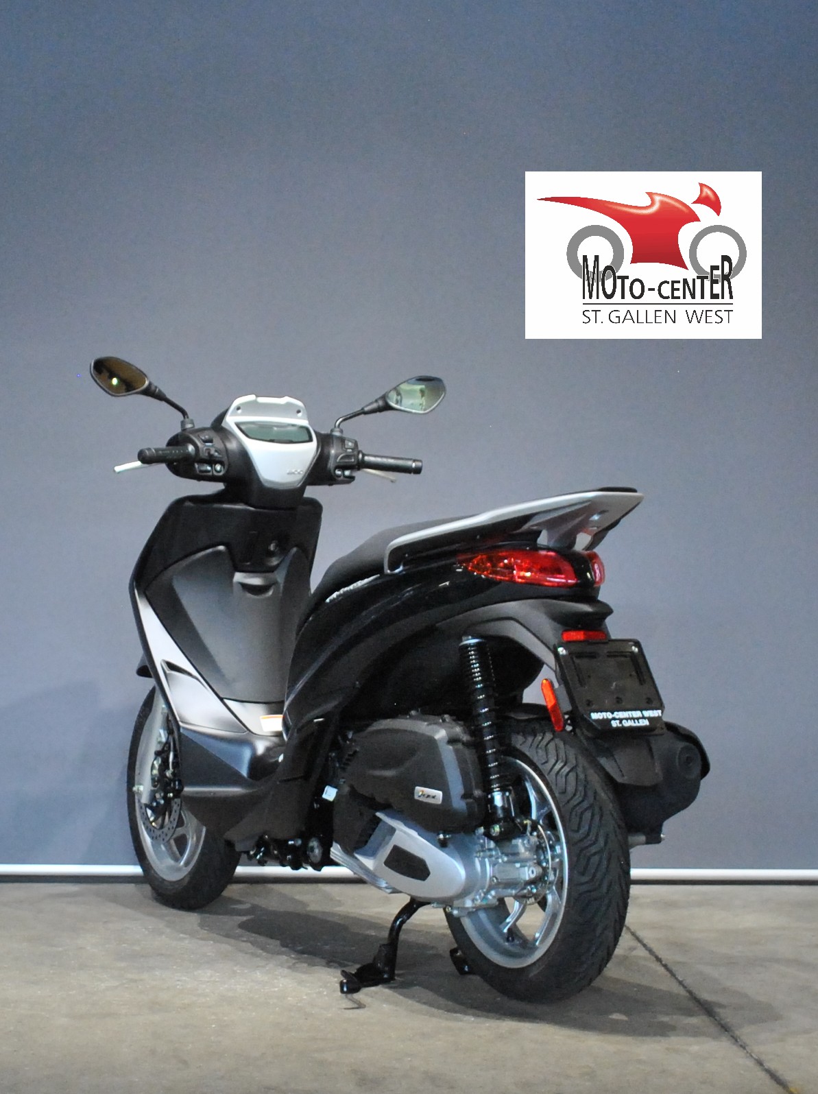 PIAGGIO Medley 200 E5+-showroom-element-3