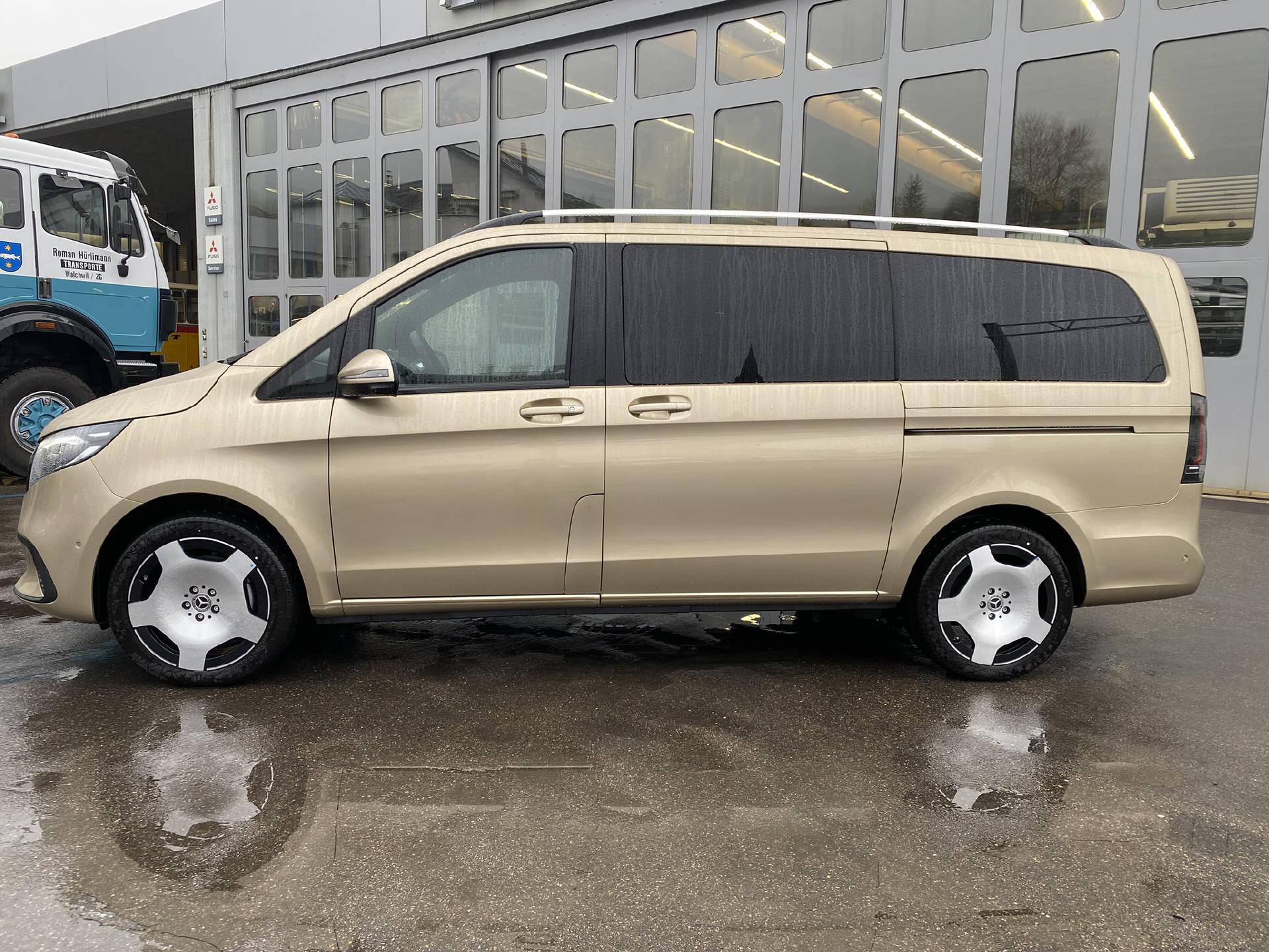 MERCEDES-BENZ V 250d Style L 4x4-image-2