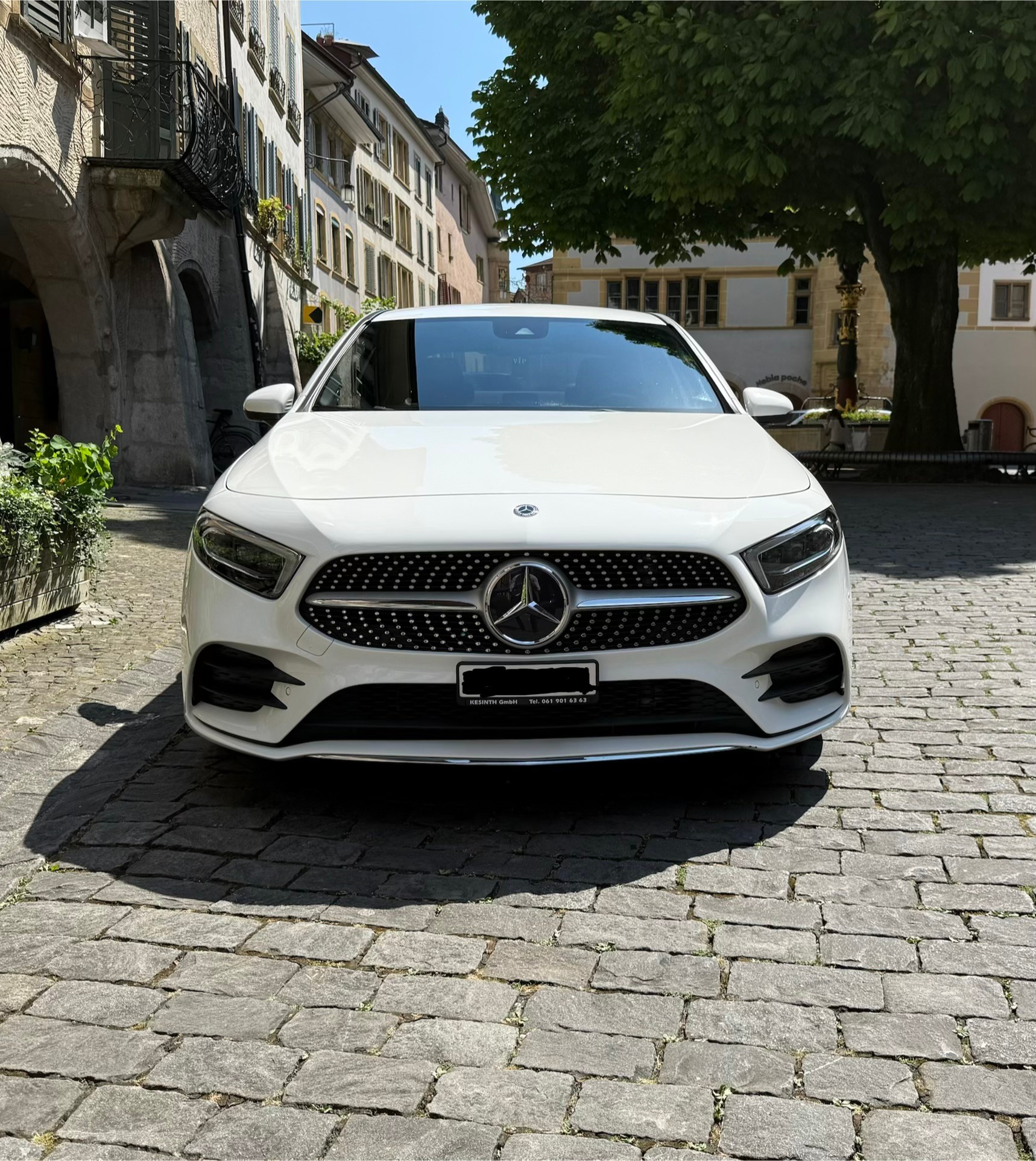 MERCEDES-BENZ A 200 AMG Line 7G-DCT-image-0