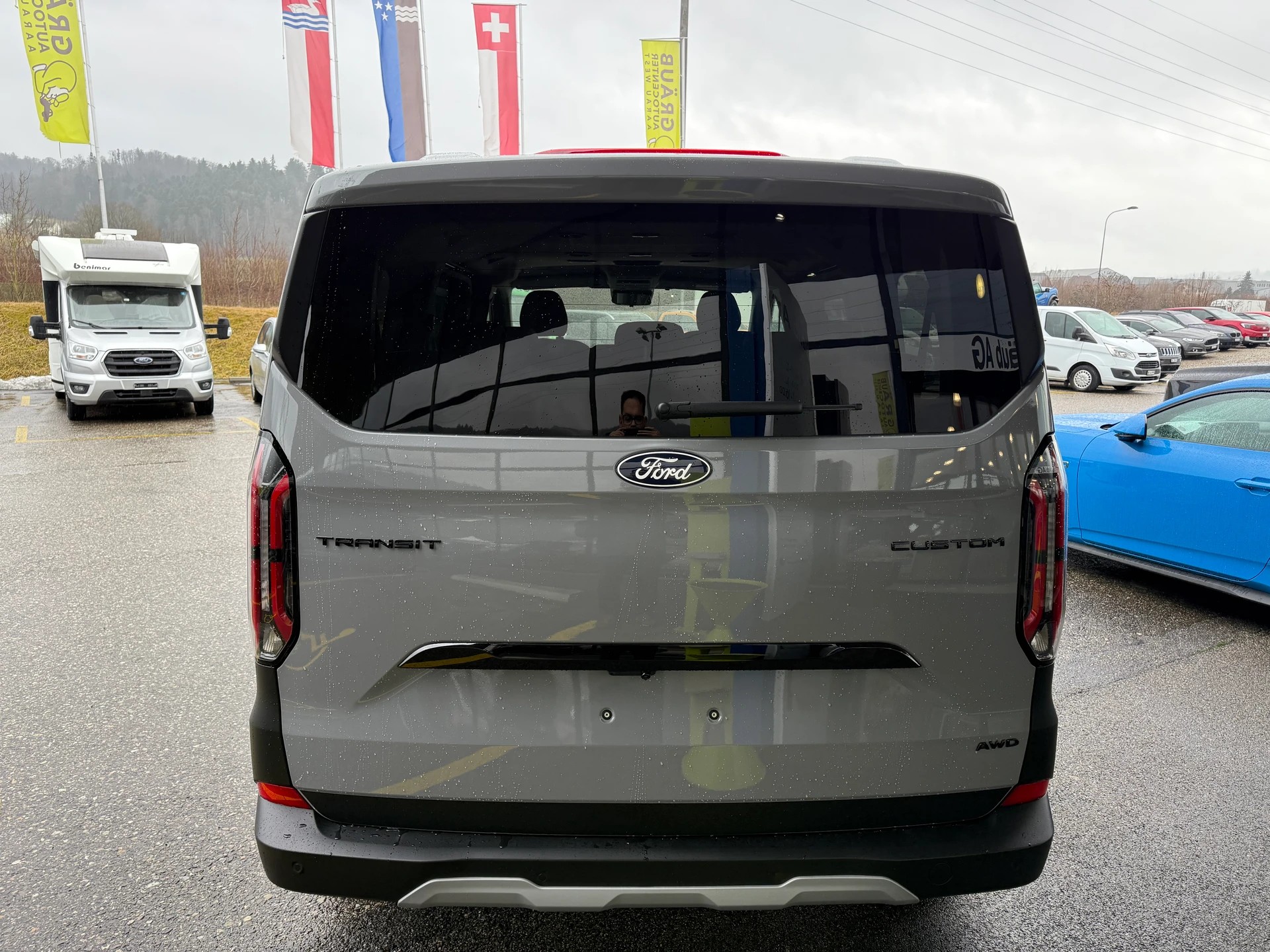 FORD Transit Custom Combi 320 L1H1 Trail Automat 4x4-image-6