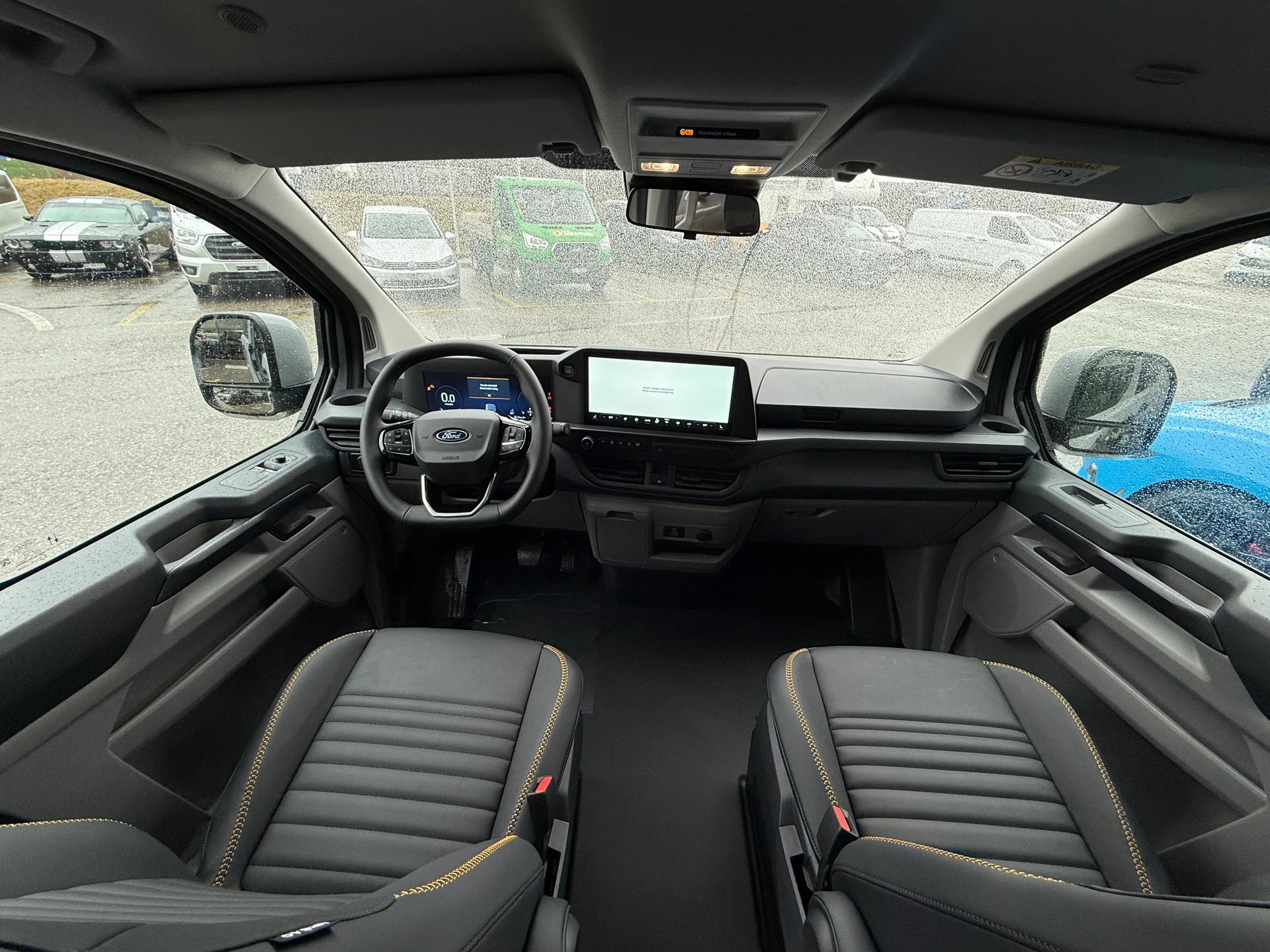 FORD Transit Custom Combi 320 L1H1 Trail Automat 4x4-image-9