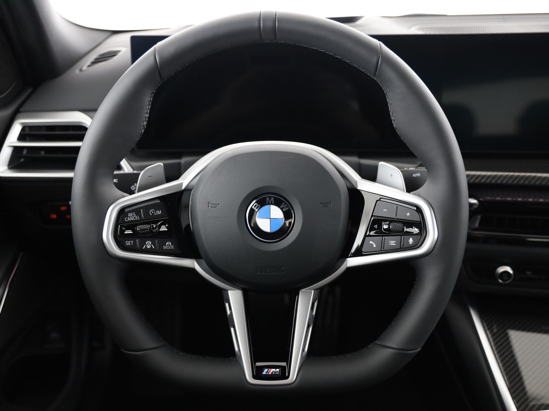 BMW 330d xDrive SAG-image-17