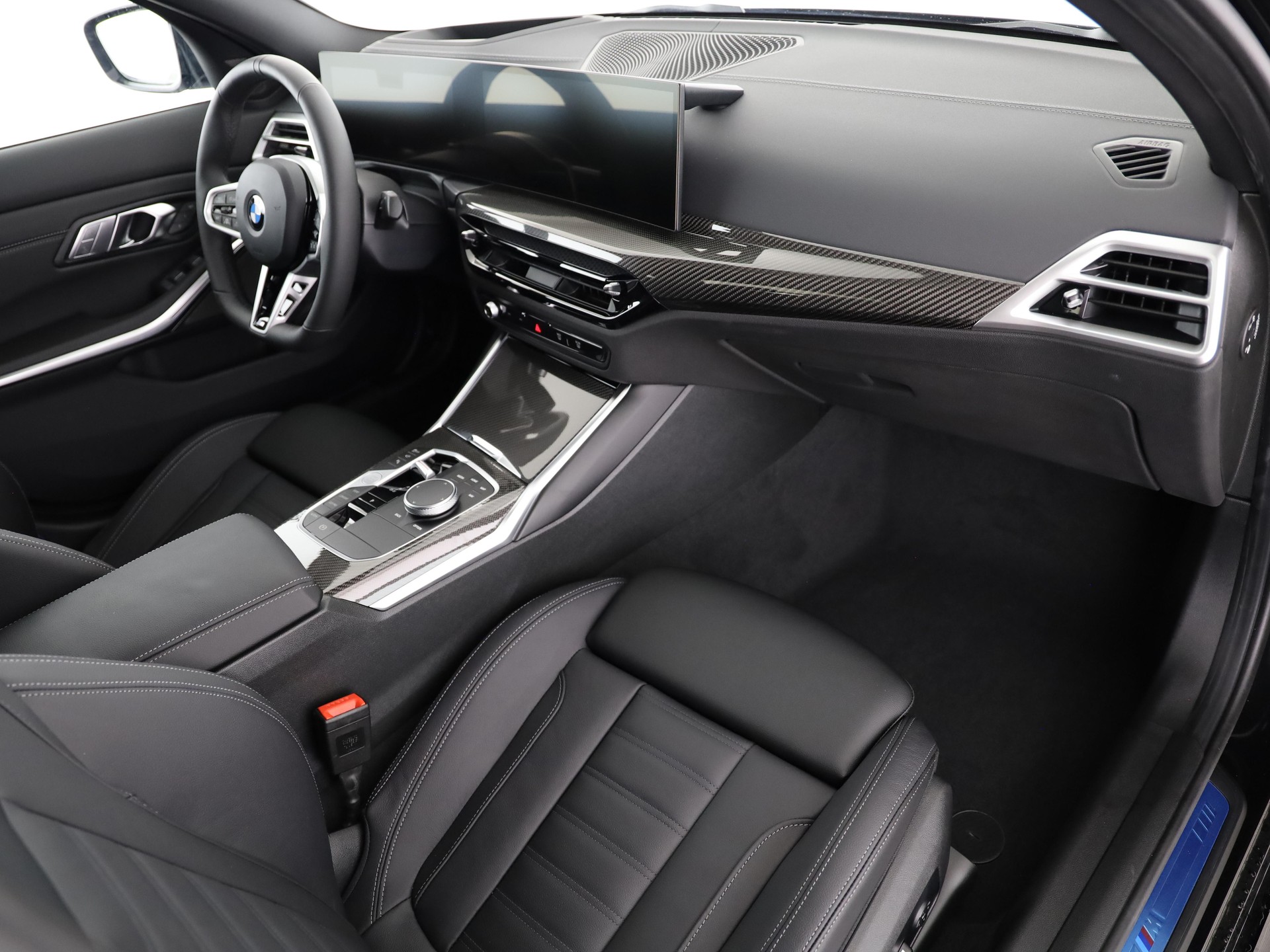 BMW 330d xDrive SAG-image-13