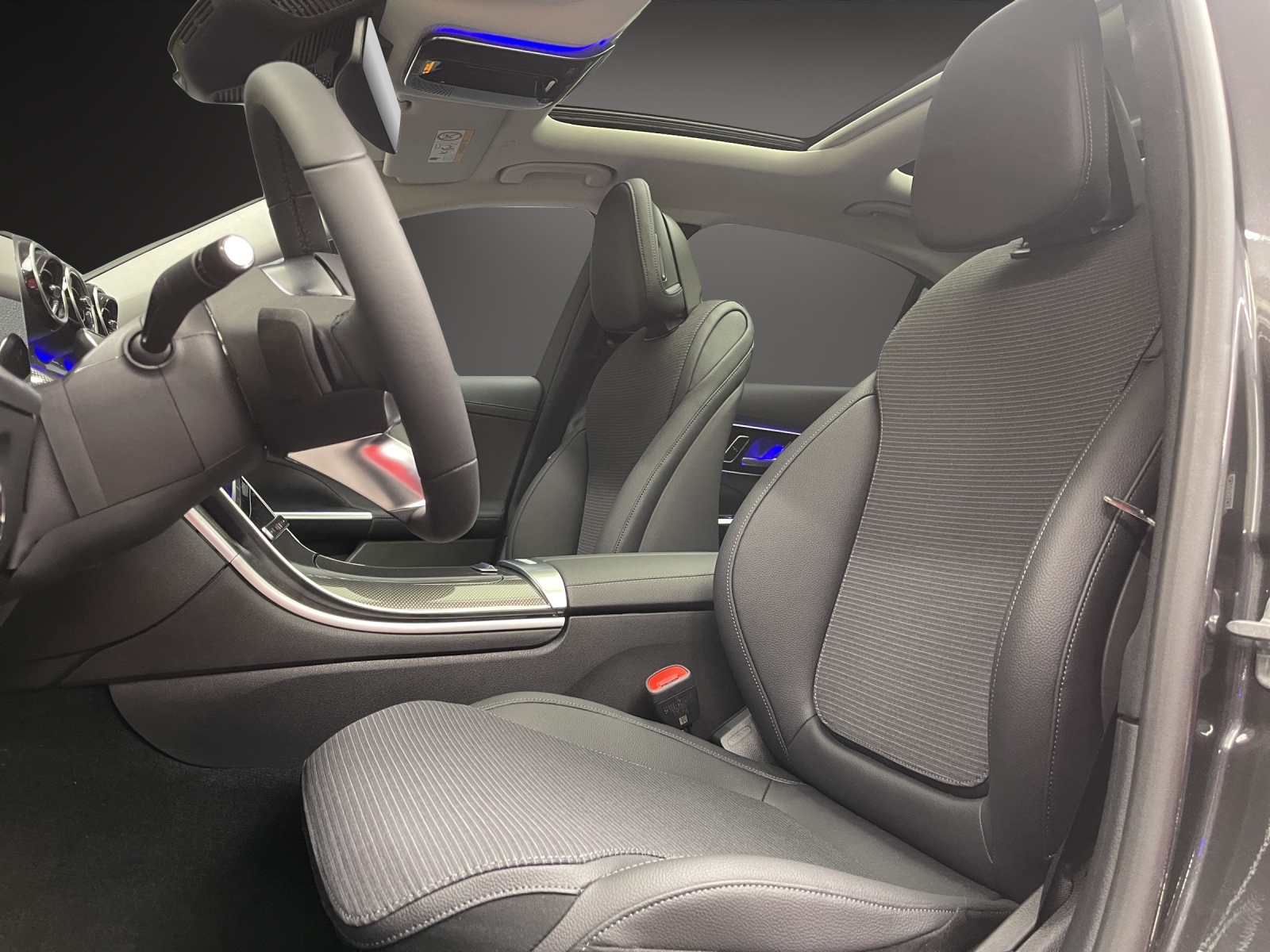 MERCEDES-BENZ C 220 d 4MATIC Limousine Swiss Star-image-9