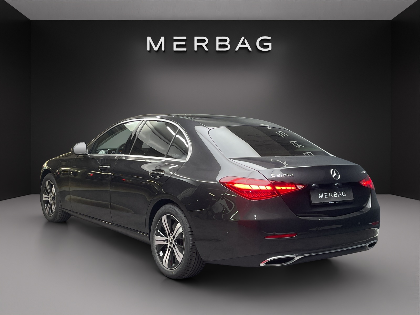 MERCEDES-BENZ C 220 d 4MATIC Limousine Swiss Star-image-3