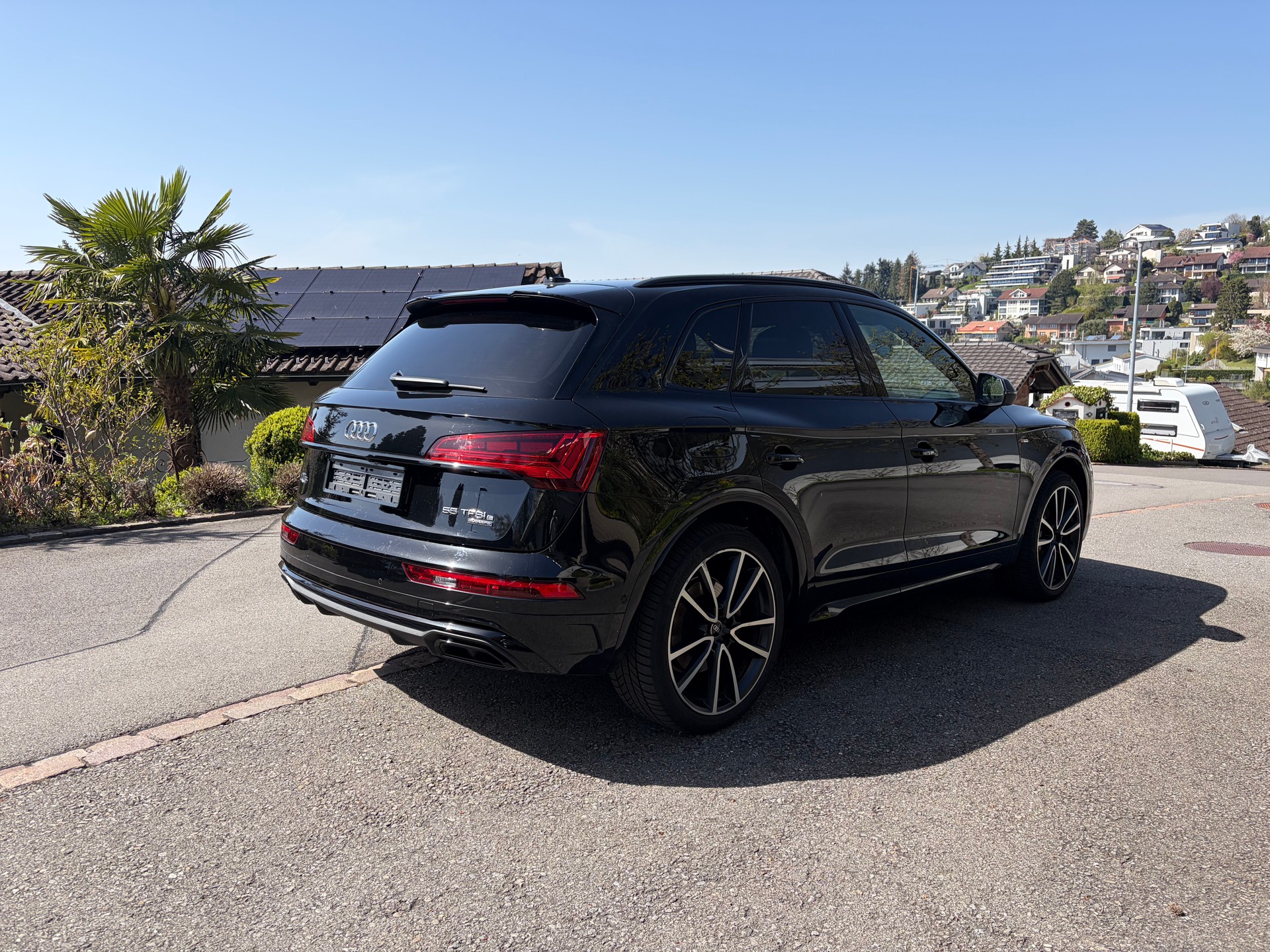 AUDI Q5 55 TFSI e PHEV S line quattro S-tronic-image-2