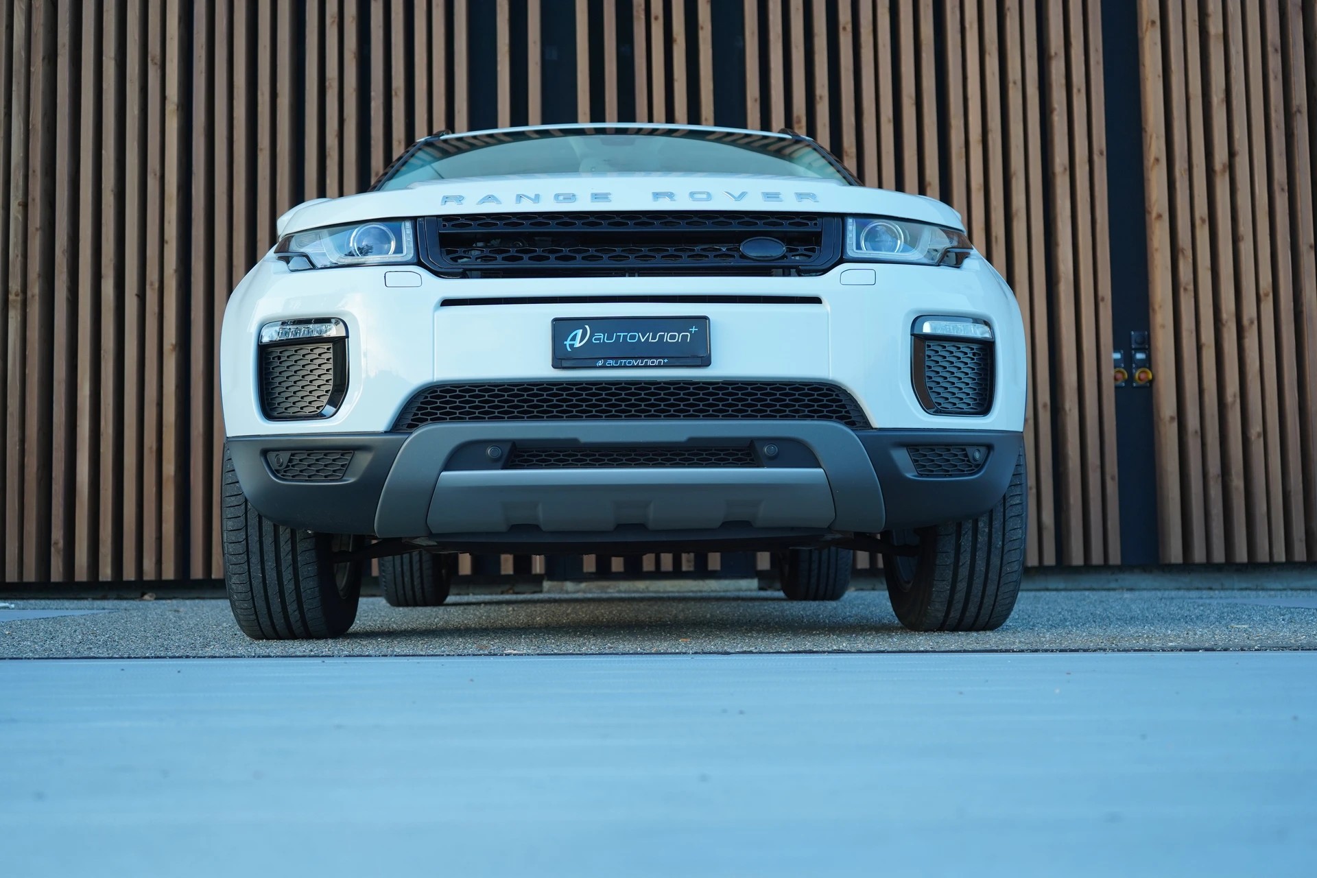 LAND ROVER RANGE ROVER EVOQUE 2.0 TD4 PURE AT9 l 180 PS-image-13