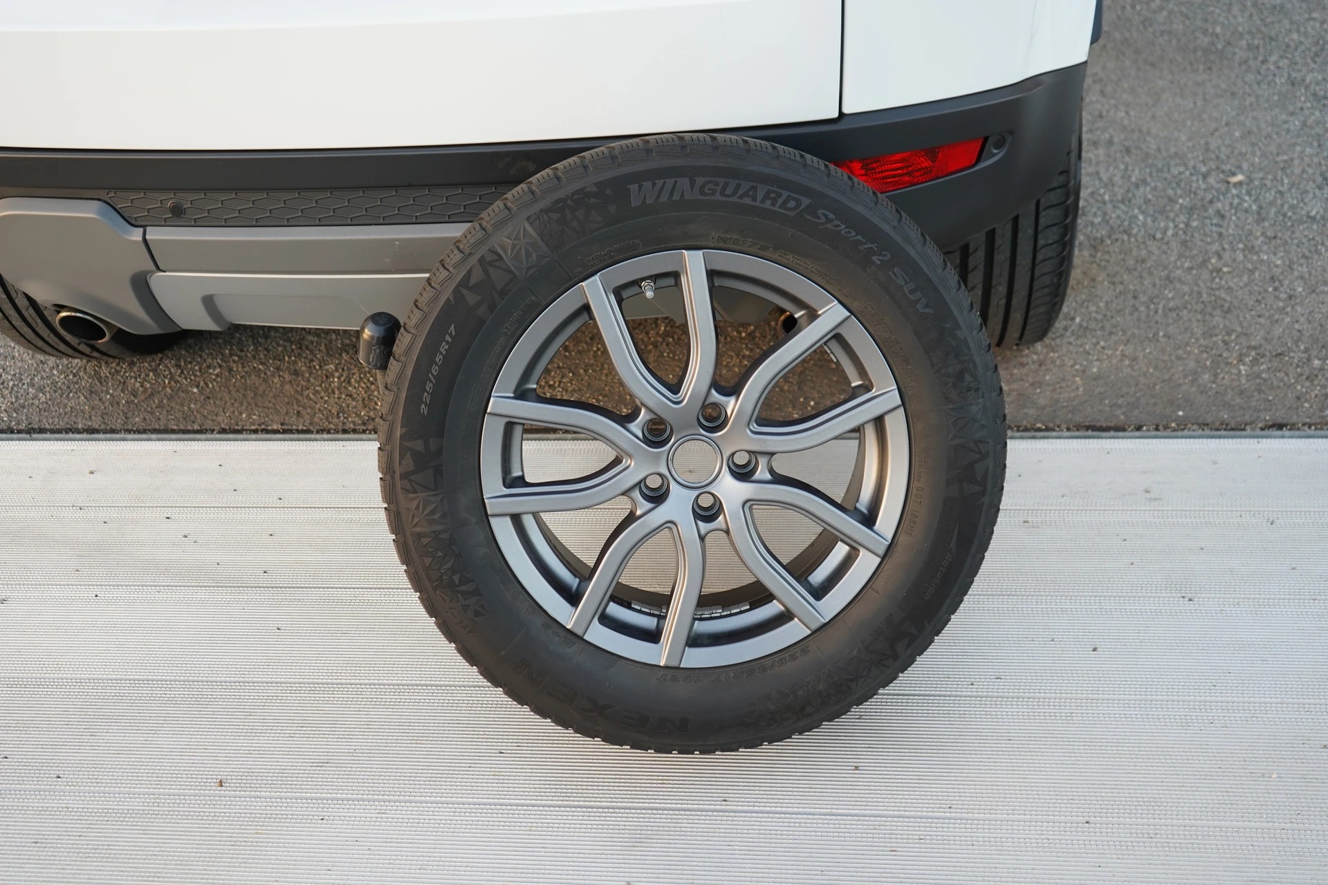 LAND ROVER RANGE ROVER EVOQUE 2.0 TD4 PURE AT9 l 180 PS-image-19