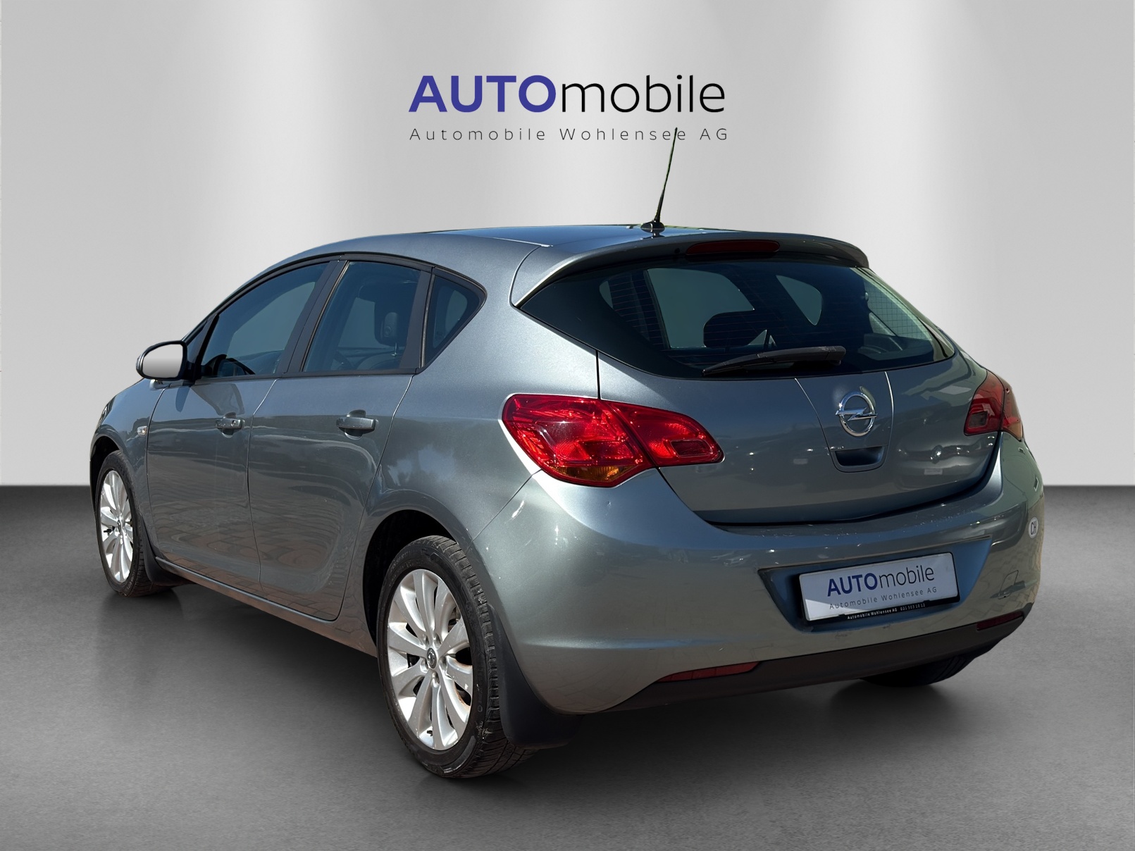 OPEL Astra 1.6i 16V Automatic-image-6