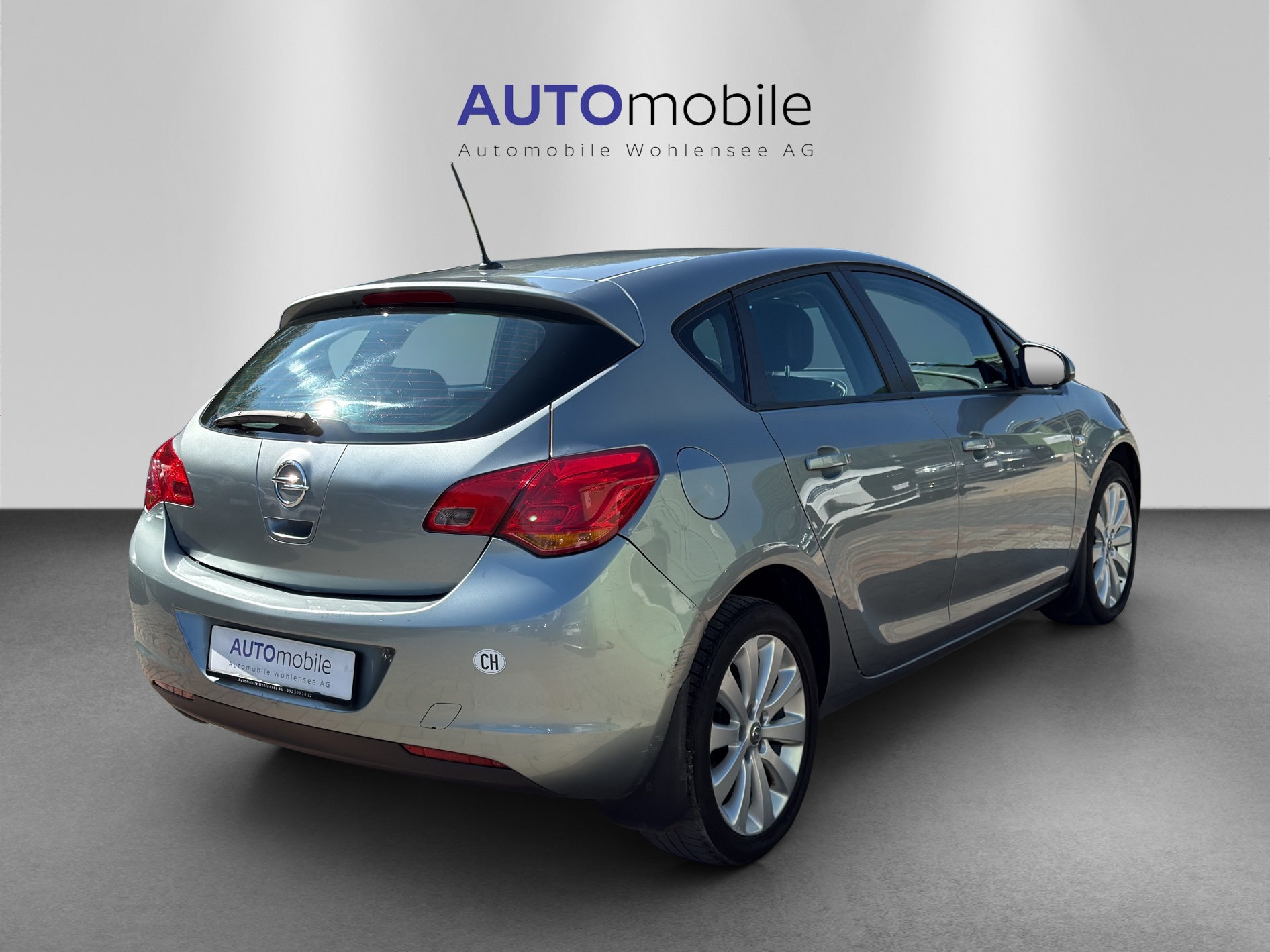 OPEL Astra 1.6i 16V Automatic-image-4