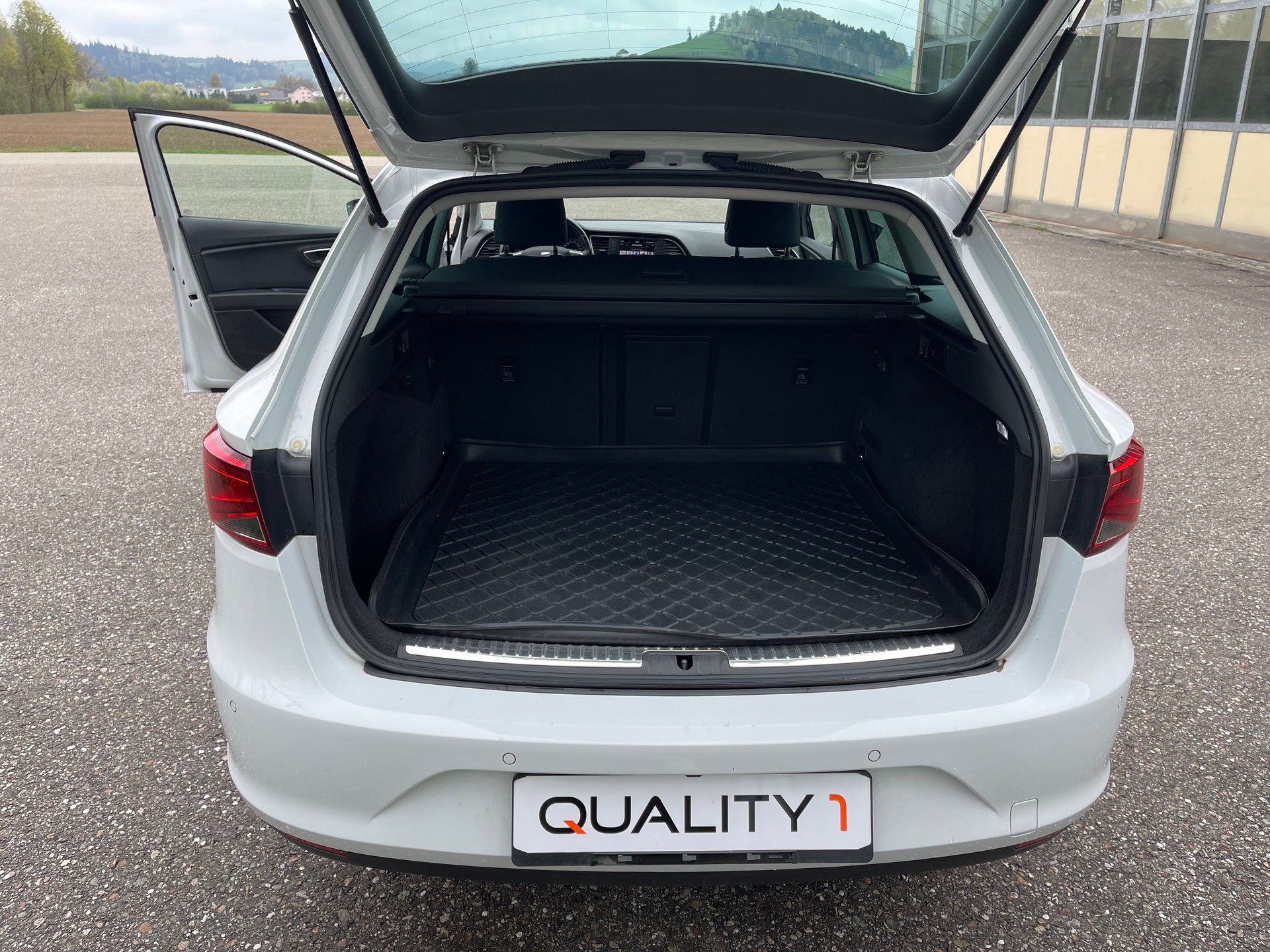 SEAT Leon ST 2.0 TDI FR DSG-image-10
