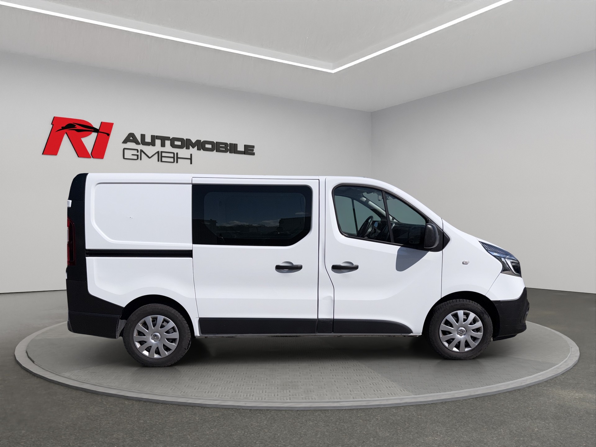 RENAULT Trafic 2.0 Energy dCi 120 3.0t Business L1H1-showroom-element-3