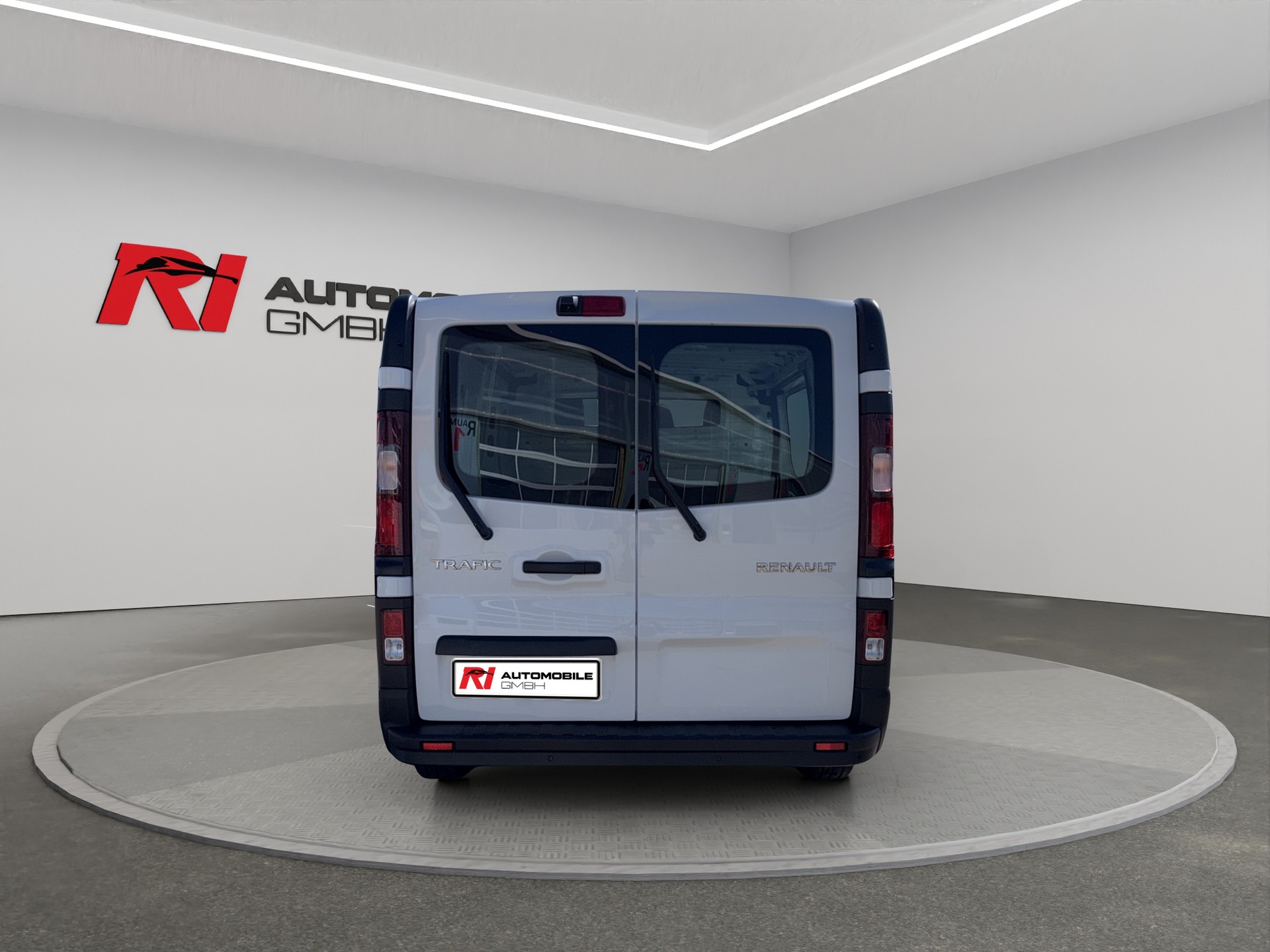 RENAULT Trafic 2.0 Energy dCi 120 3.0t Business L1H1-image-6
