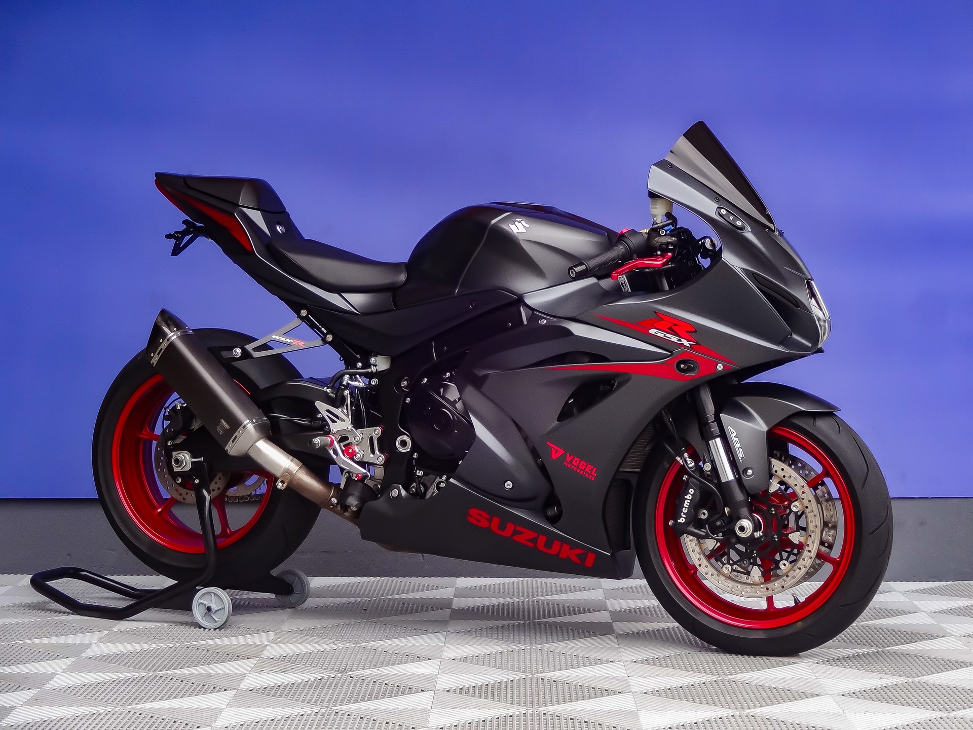 SUZUKI GSX-R 1000 ABS L7-showroom-element-2