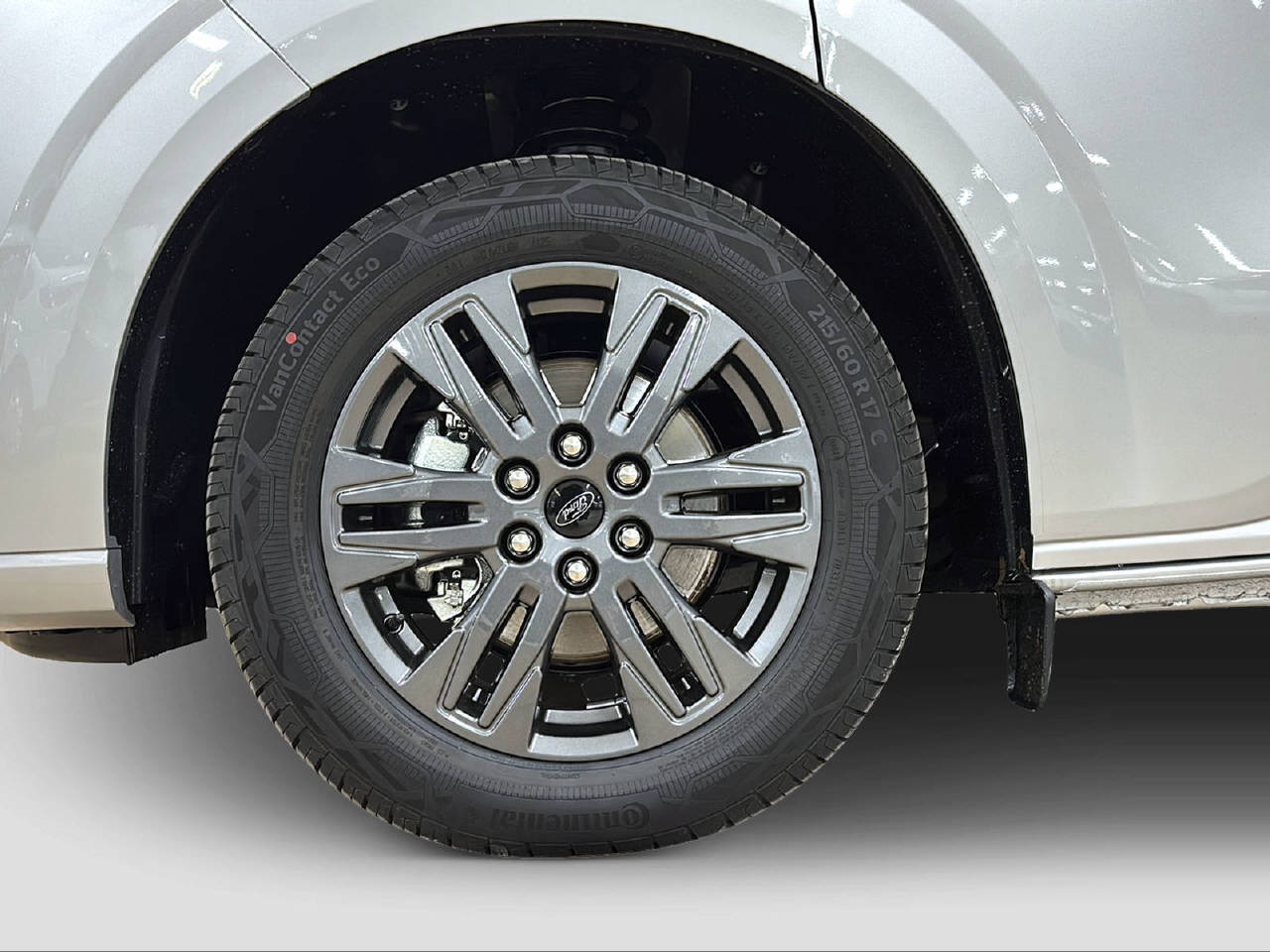FORD Tourneo Custom 340 L1 2.5 Duratec 233 Titanium PHEV-image-8