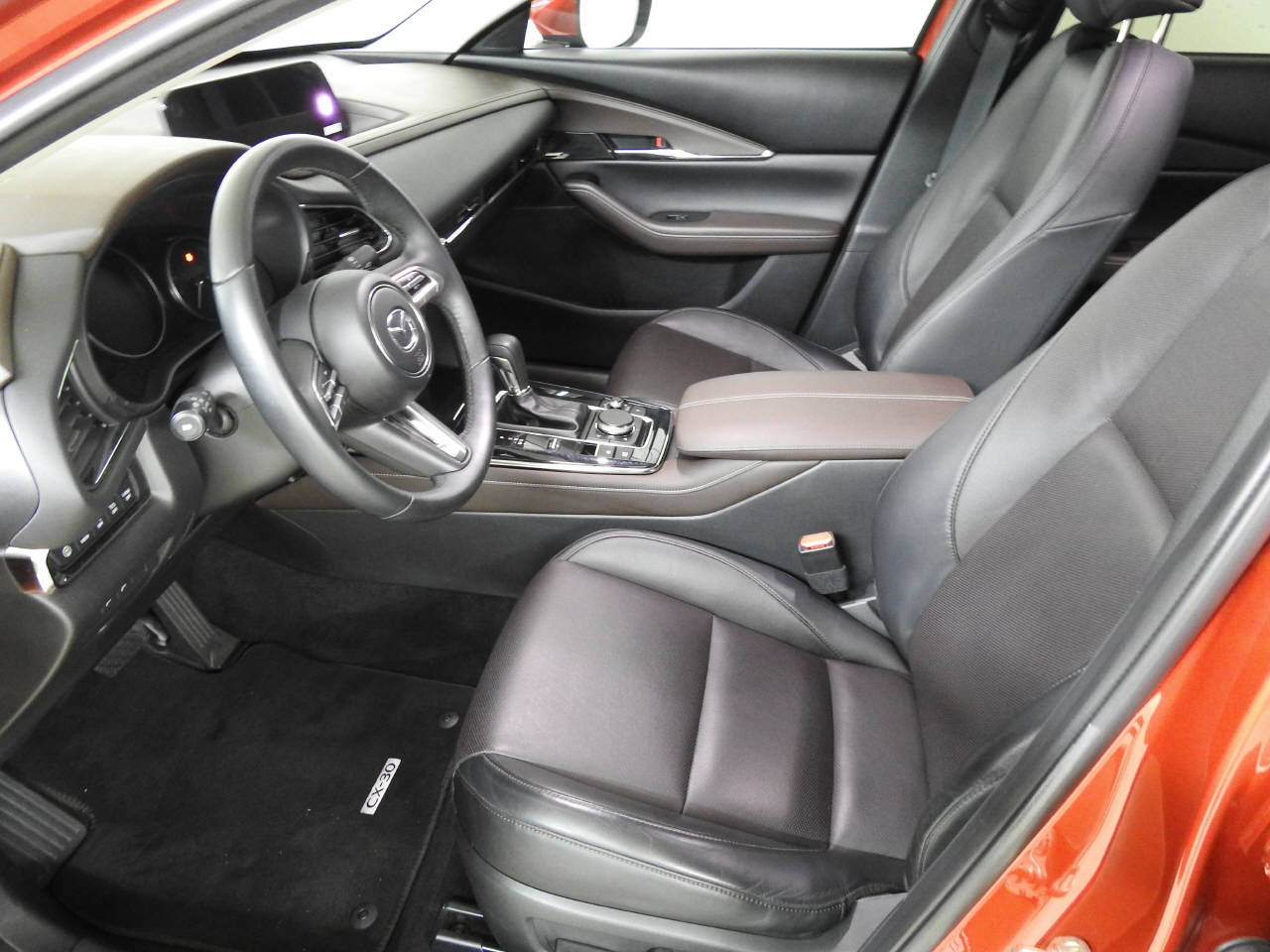 MAZDA CX-30 2.0 180 Revolution AWD-image-15
