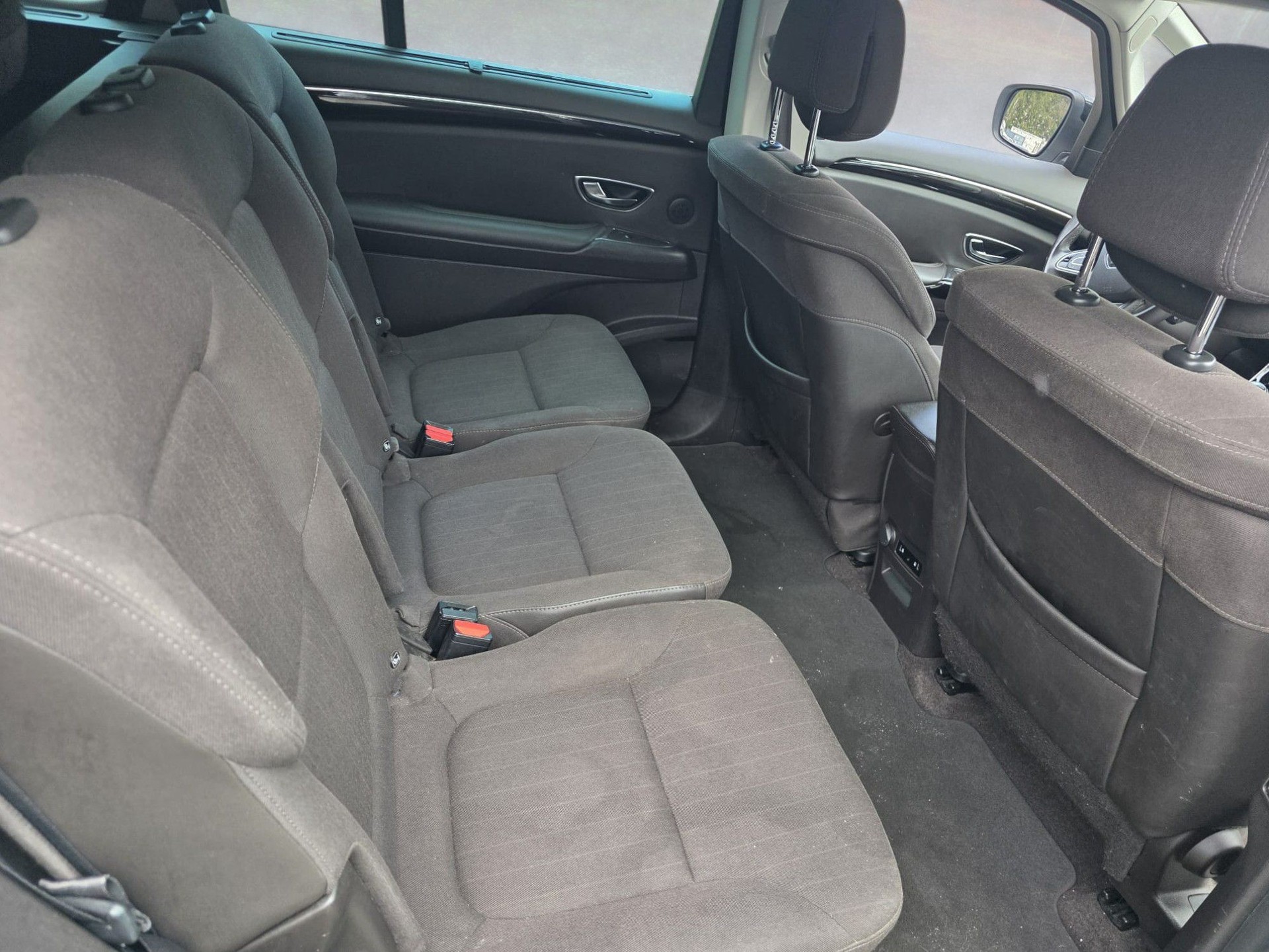 RENAULT Espace 1.6 dCi Intens-image-14
