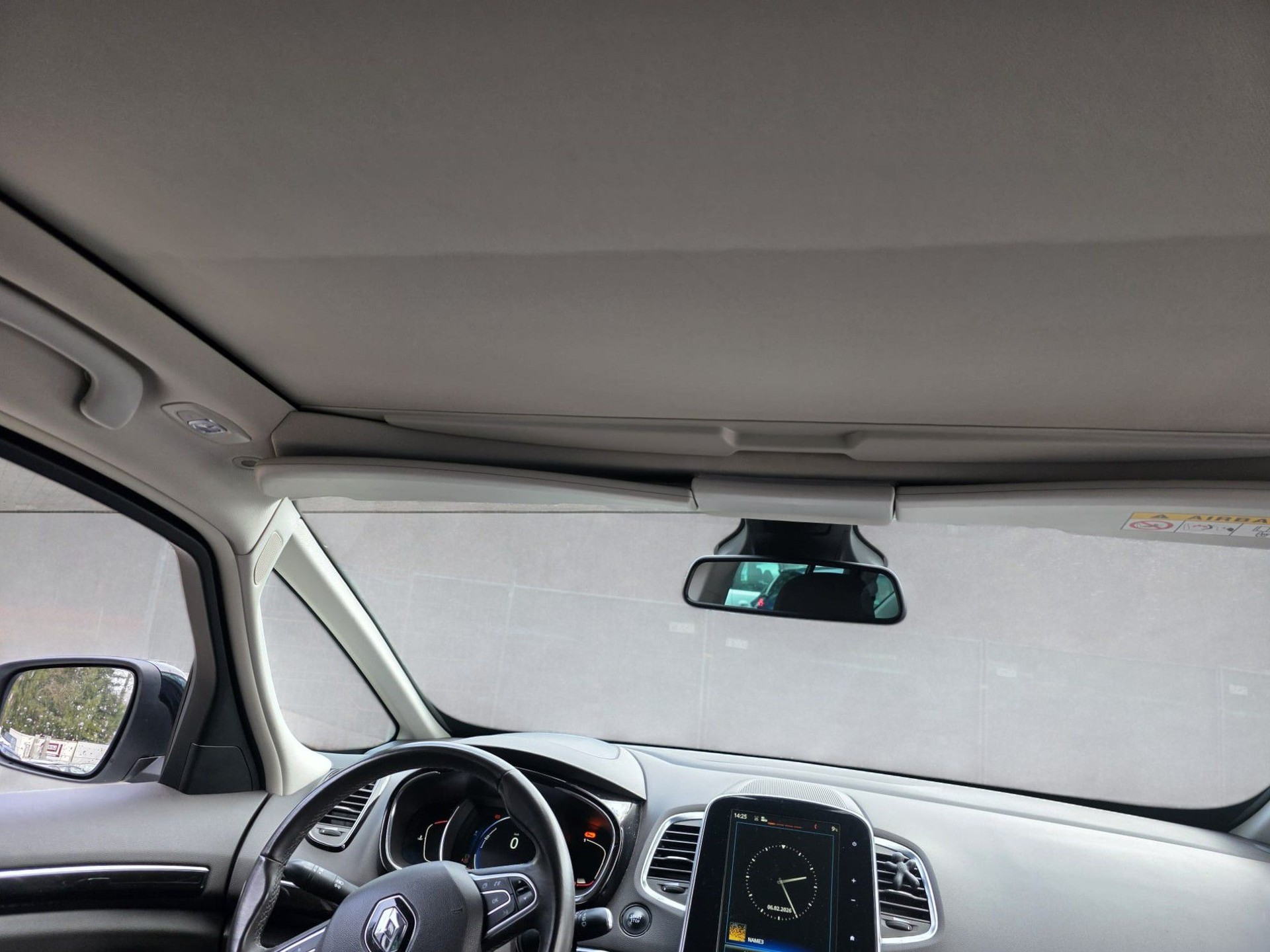 RENAULT Espace 1.6 dCi Intens-image-12