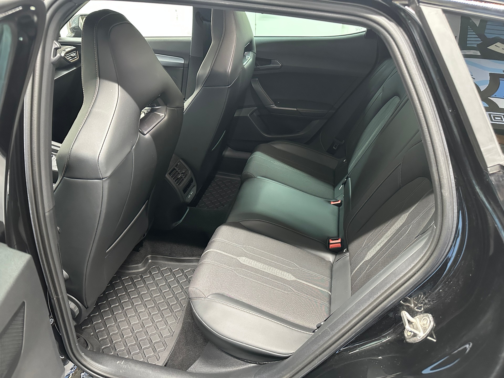 CUPRA Formentor 2.0TSI VZ 4Drive DSG-image-8