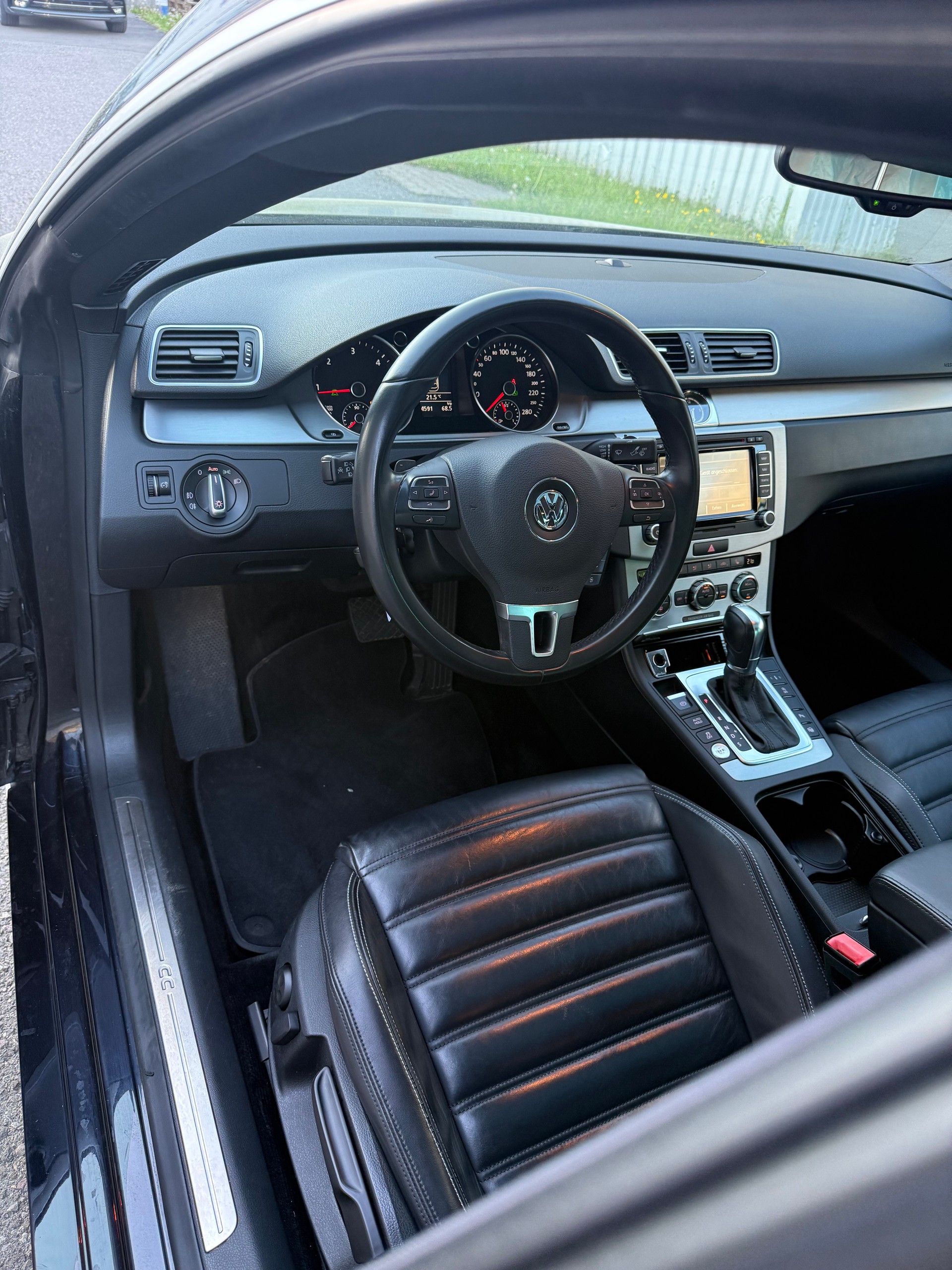 VW CC 2.0 TDI BlueMotion Technology DSG-image-4