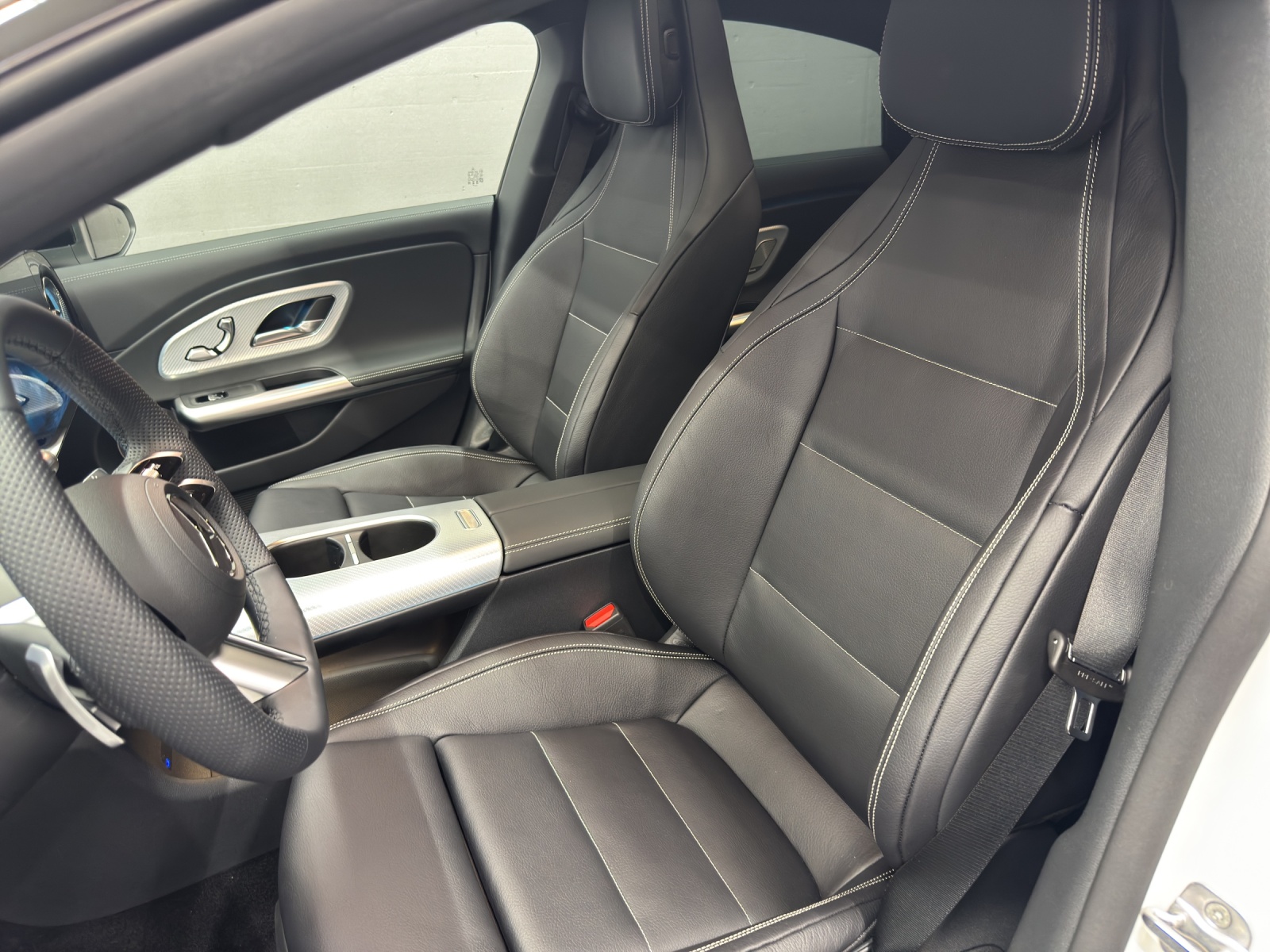 MERCEDES-BENZ CLA 220 AMG Line 4Matic-image-14