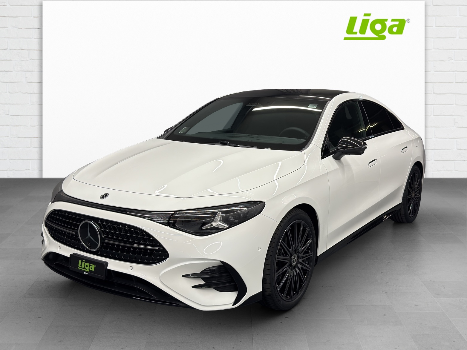 MERCEDES-BENZ CLA 220 AMG Line 4Matic-image-1