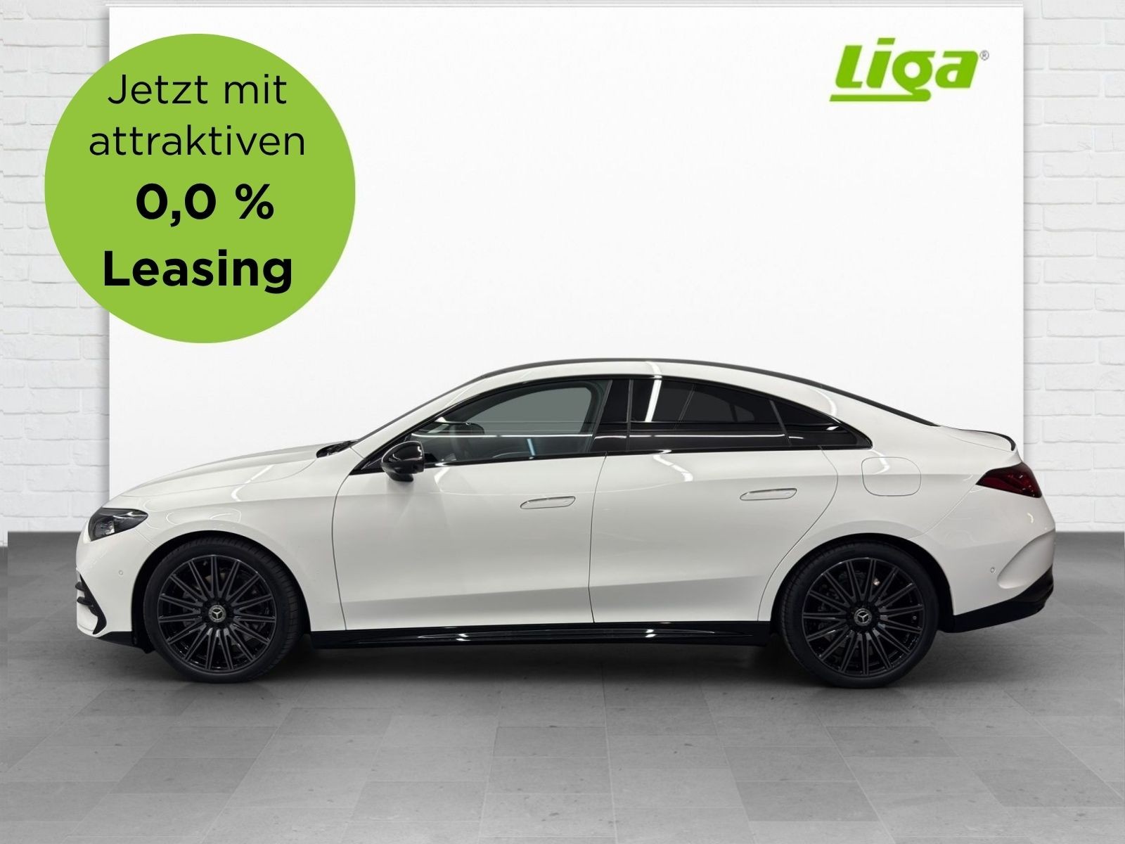 MERCEDES-BENZ CLA 220 AMG Line 4Matic-image-0