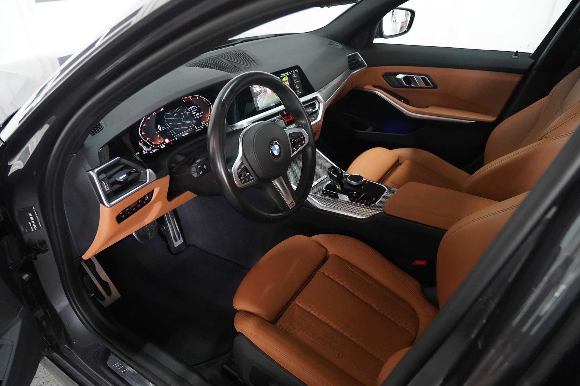 BMW 330d 48V M Sport Steptronic-image-11