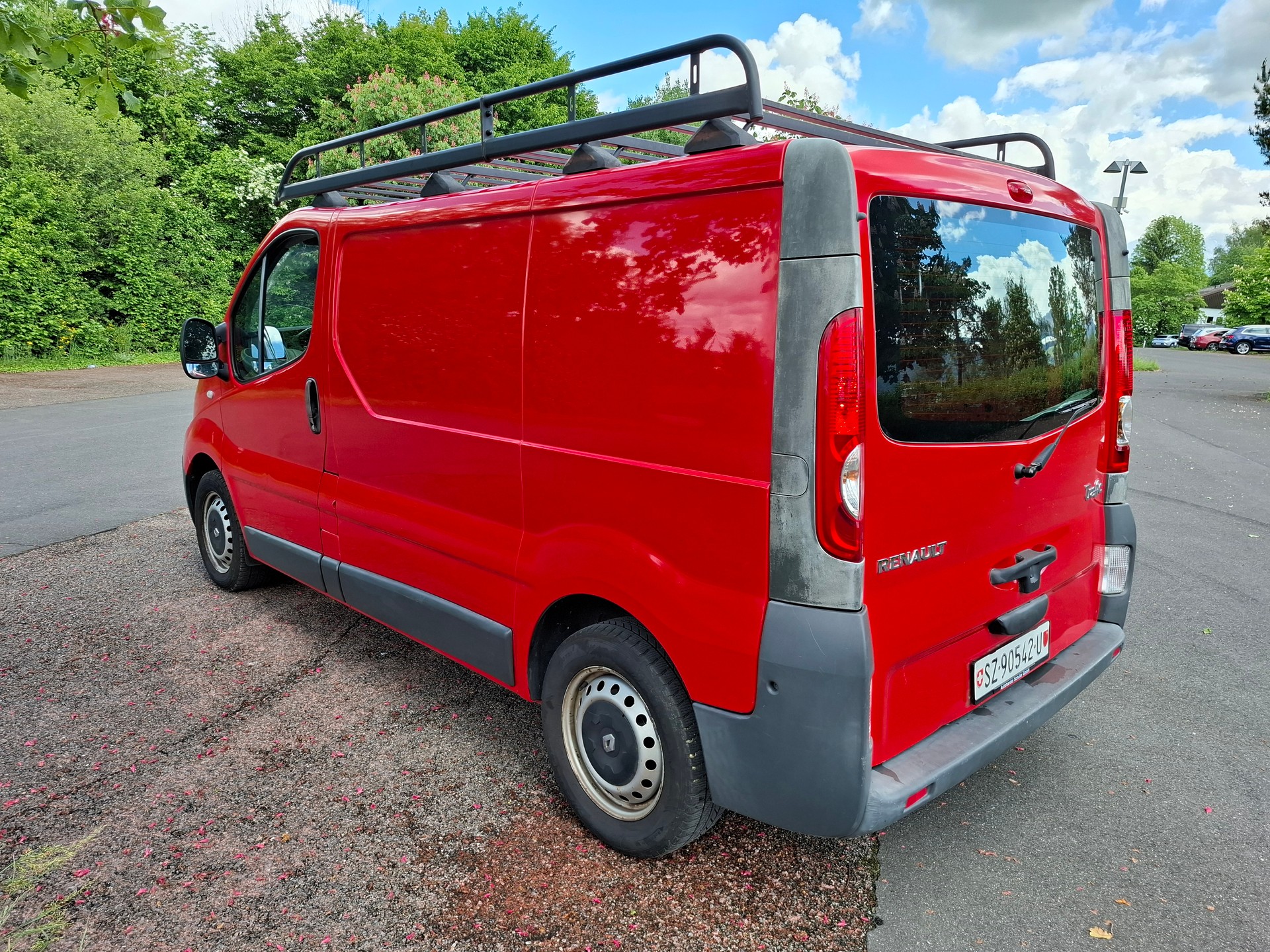 RENAULT Trafic 2.0 dCi 90 2.7t L1H1-image-4