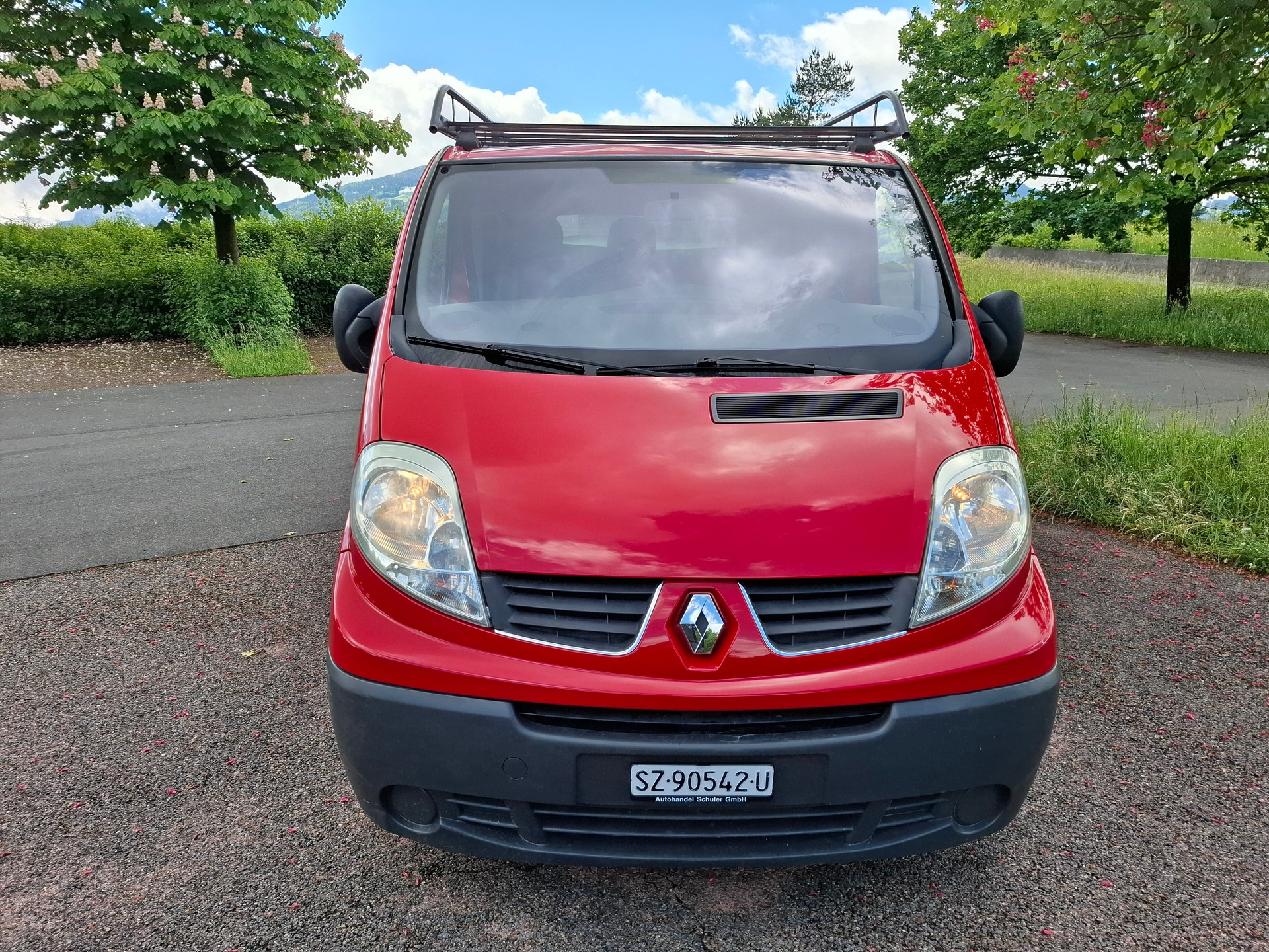 RENAULT Trafic 2.0 dCi 90 2.7t L1H1-image-1