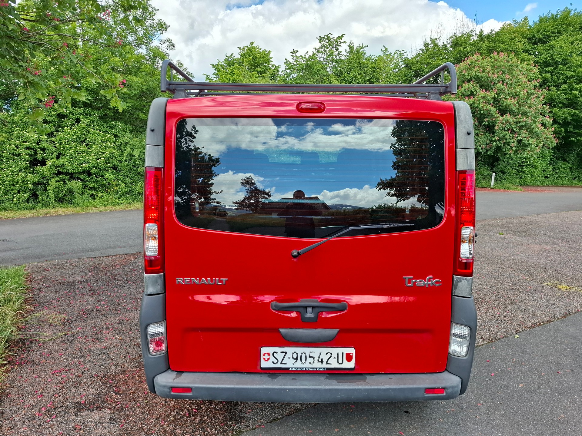 RENAULT Trafic 2.0 dCi 90 2.7t L1H1-image-7