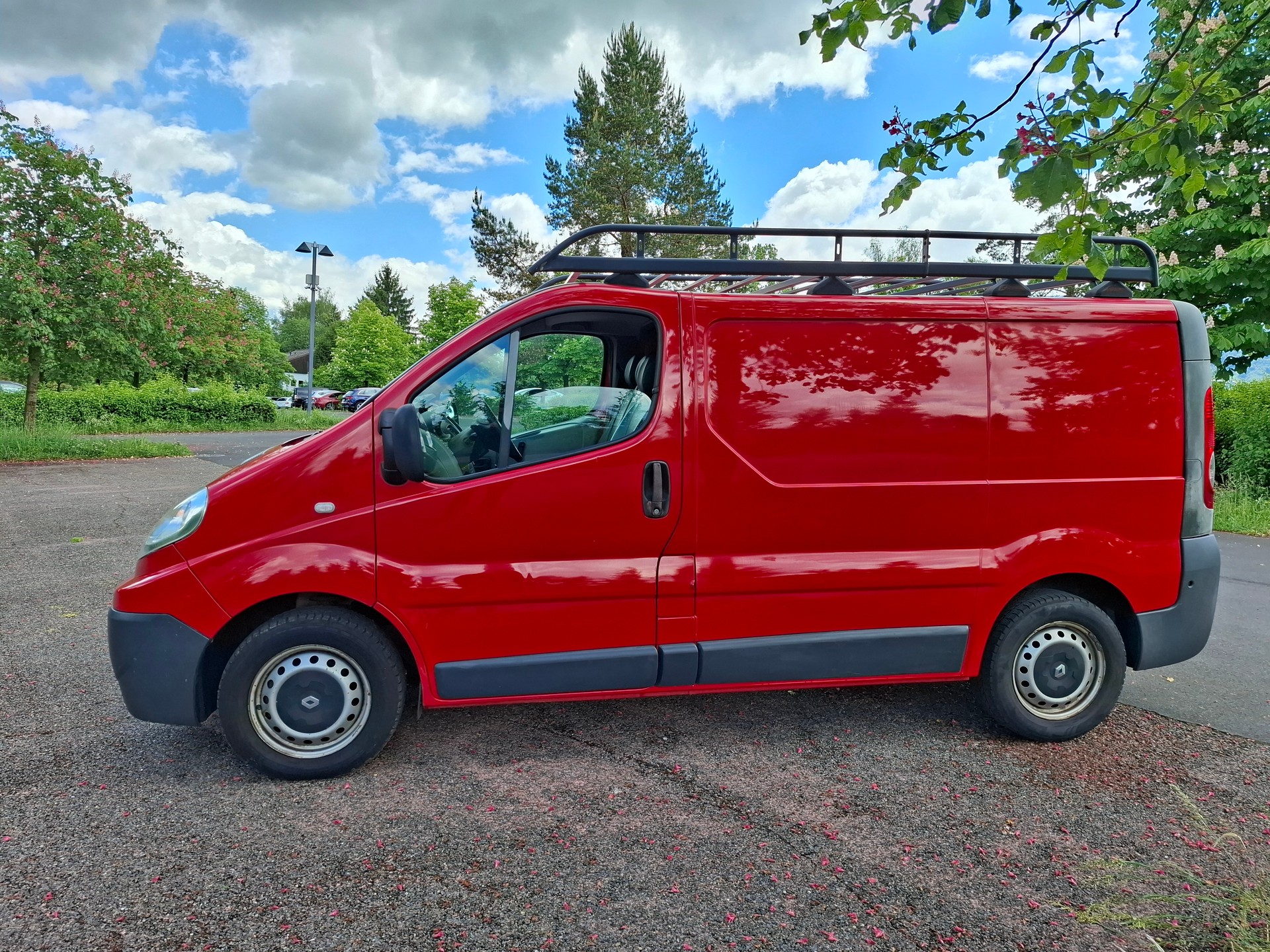 RENAULT Trafic 2.0 dCi 90 2.7t L1H1-image-5